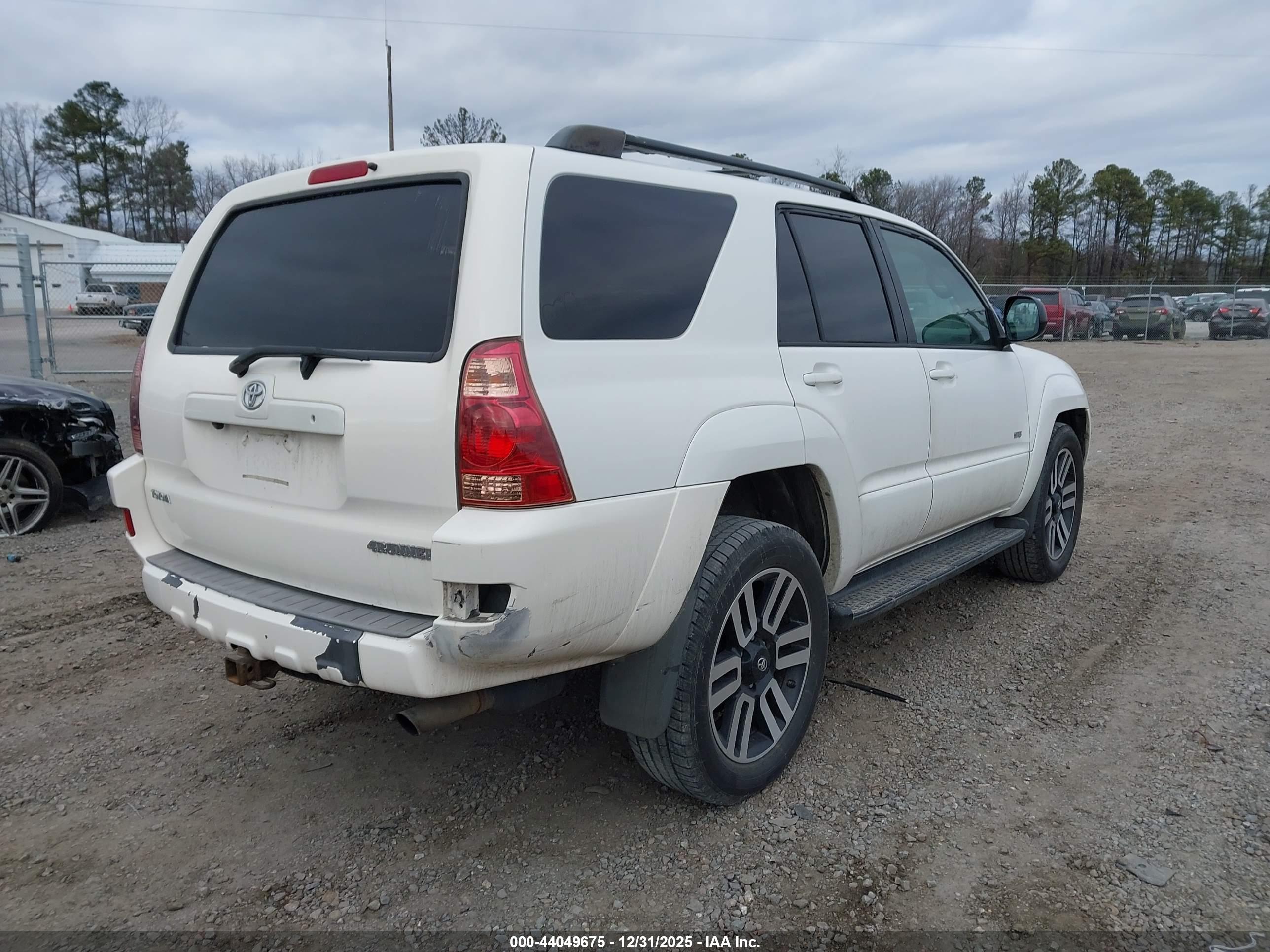TOYOTA 4RUNNER image 4