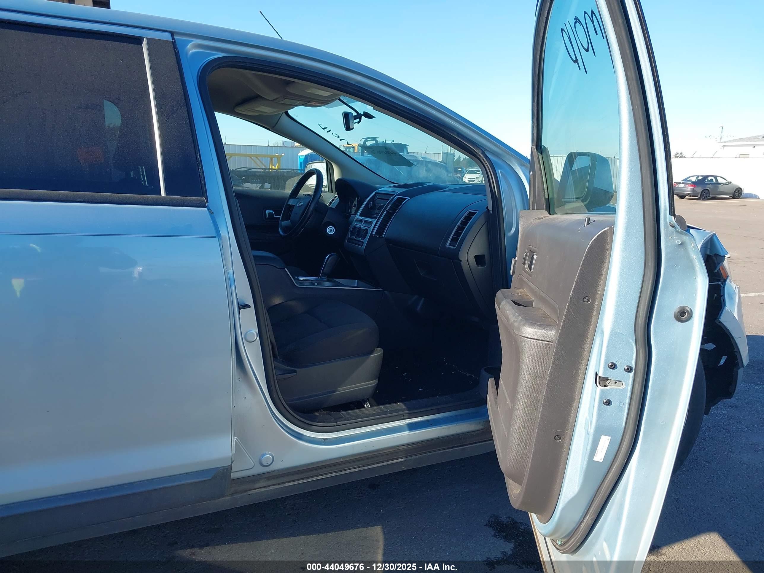 FORD EDGE image 5
