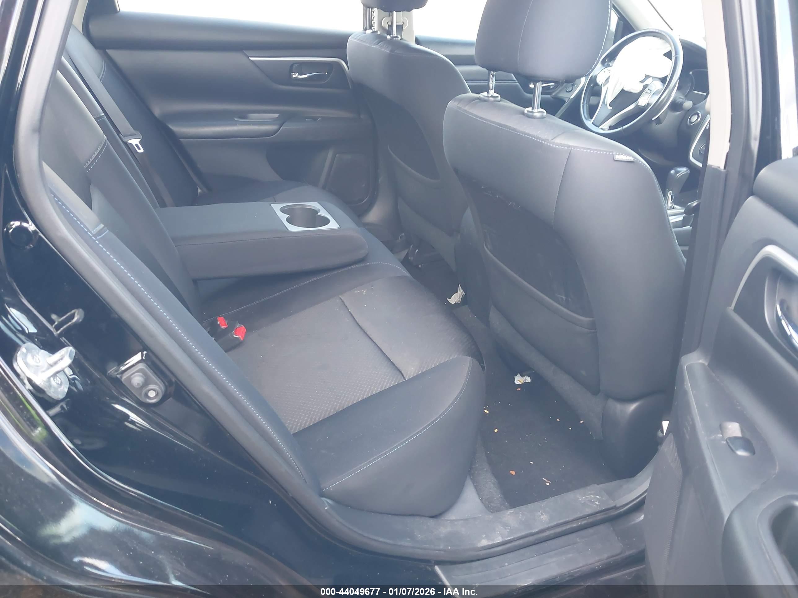 NISSAN ALTIMA image 8