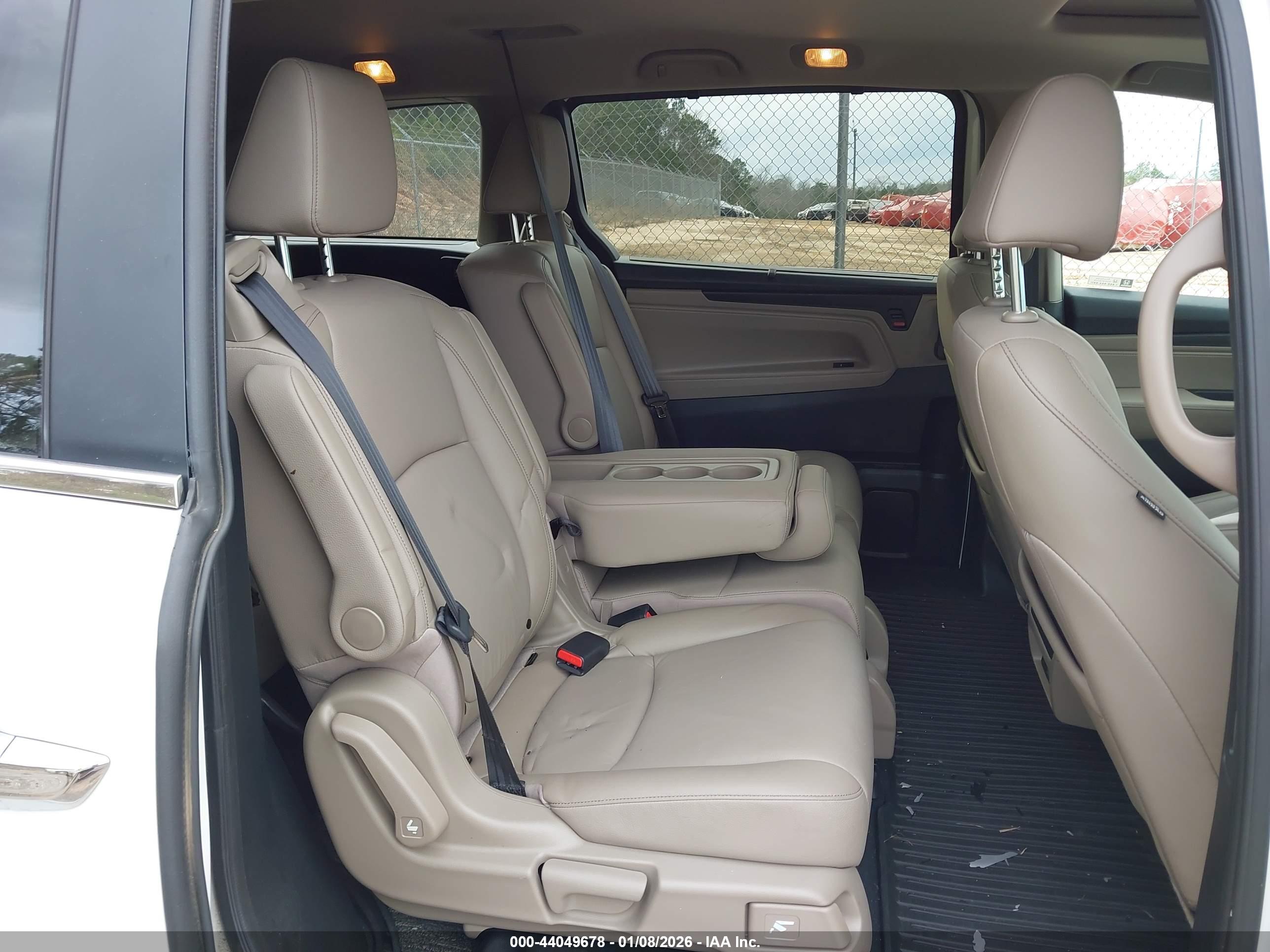 HONDA ODYSSEY image 8