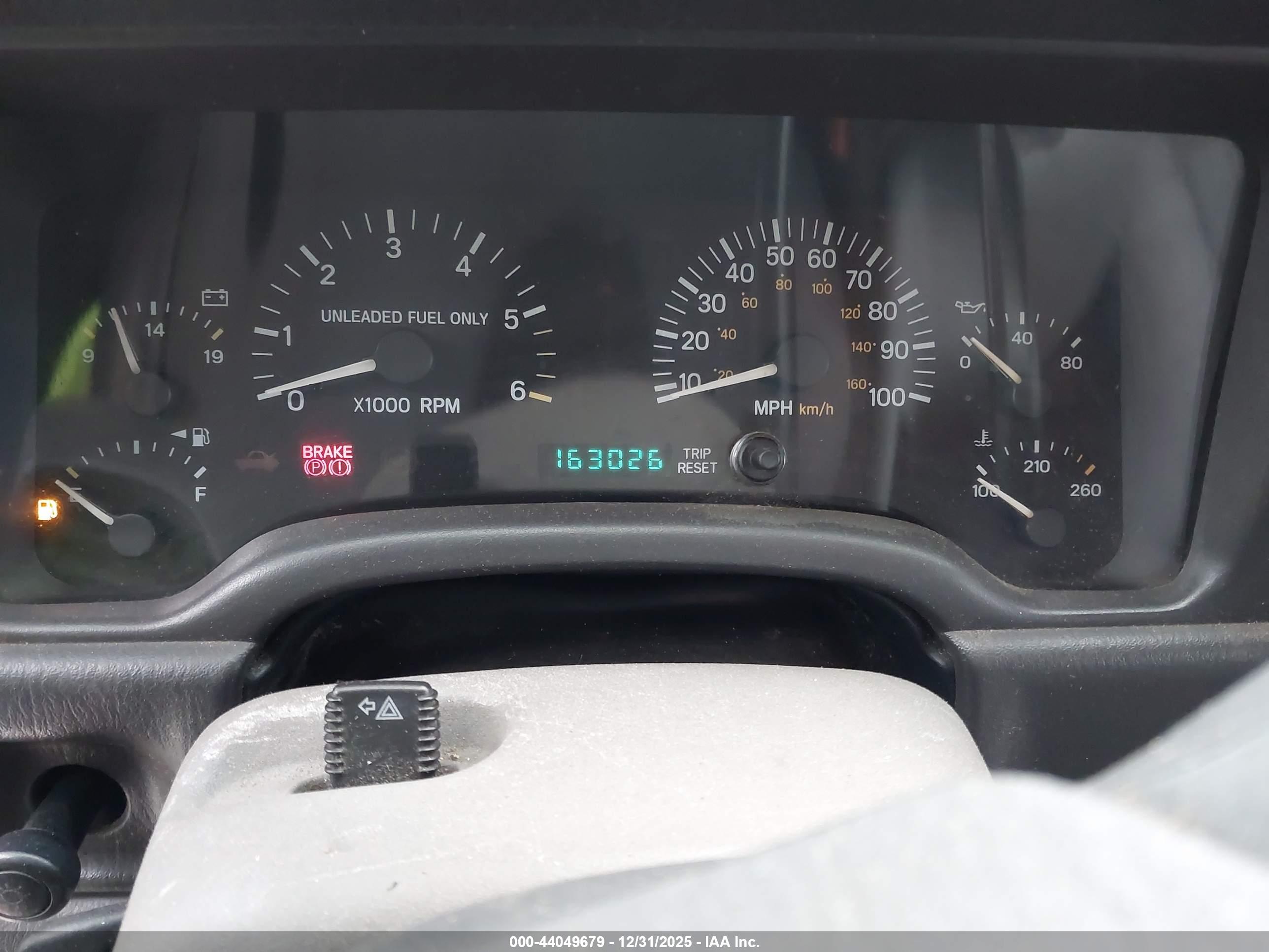 JEEP CHEROKEE image 7