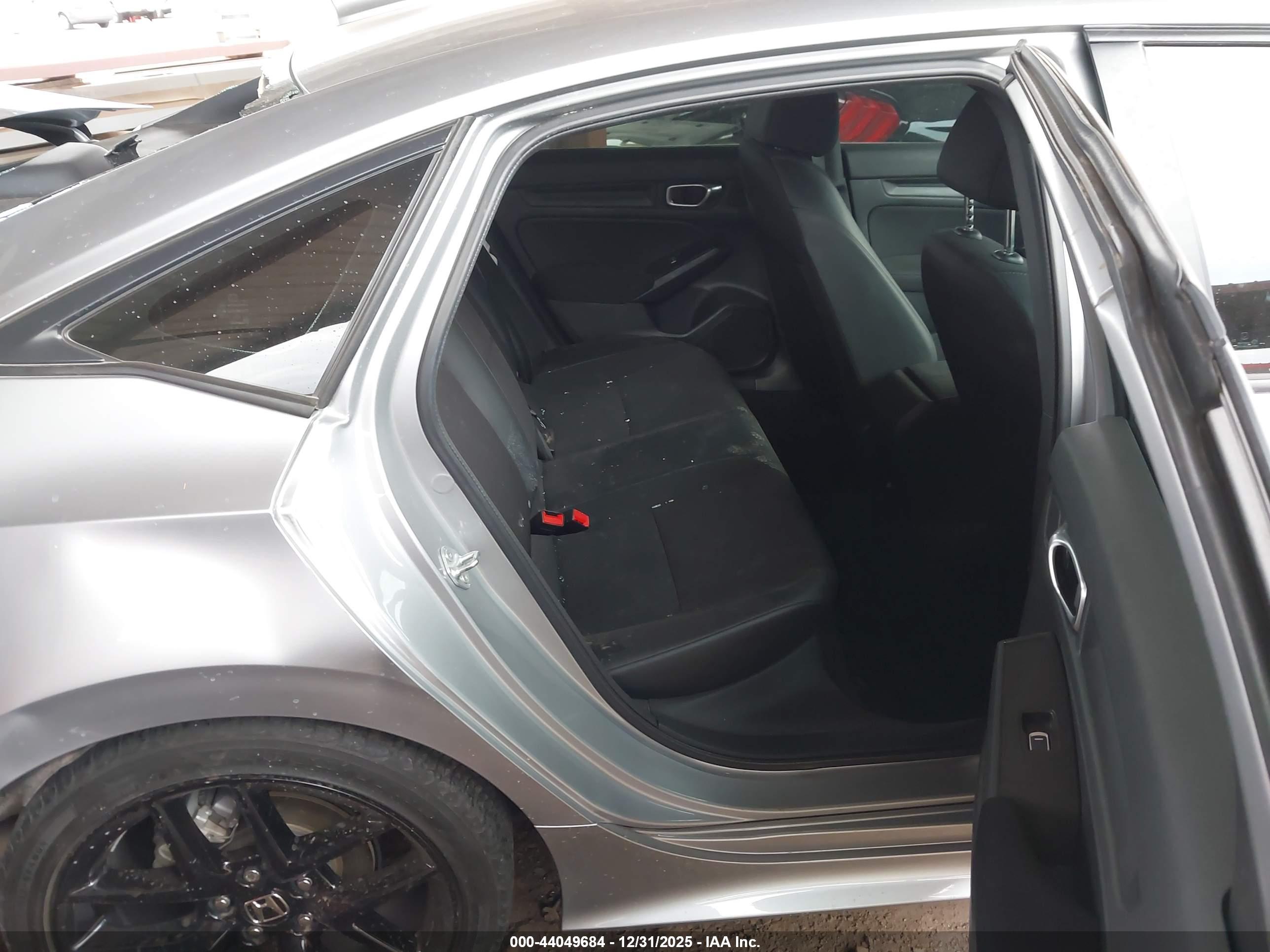 HONDA CIVIC image 8