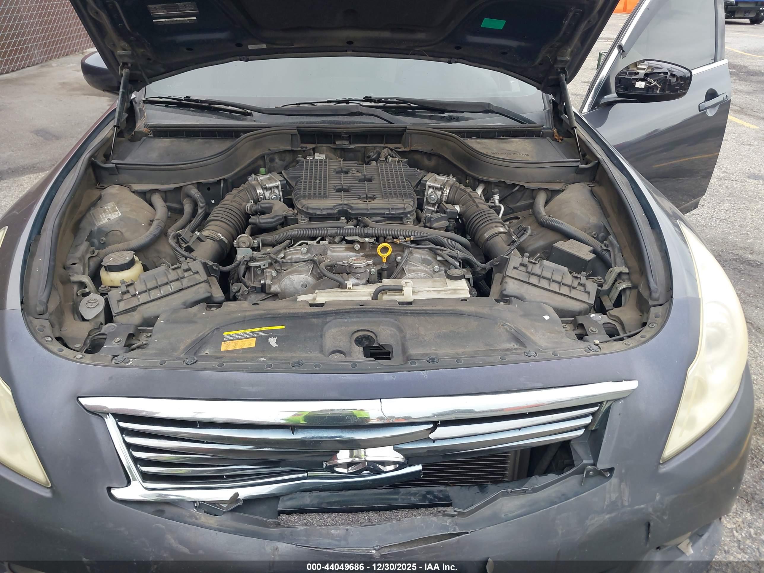 INFINITI G37 image 10