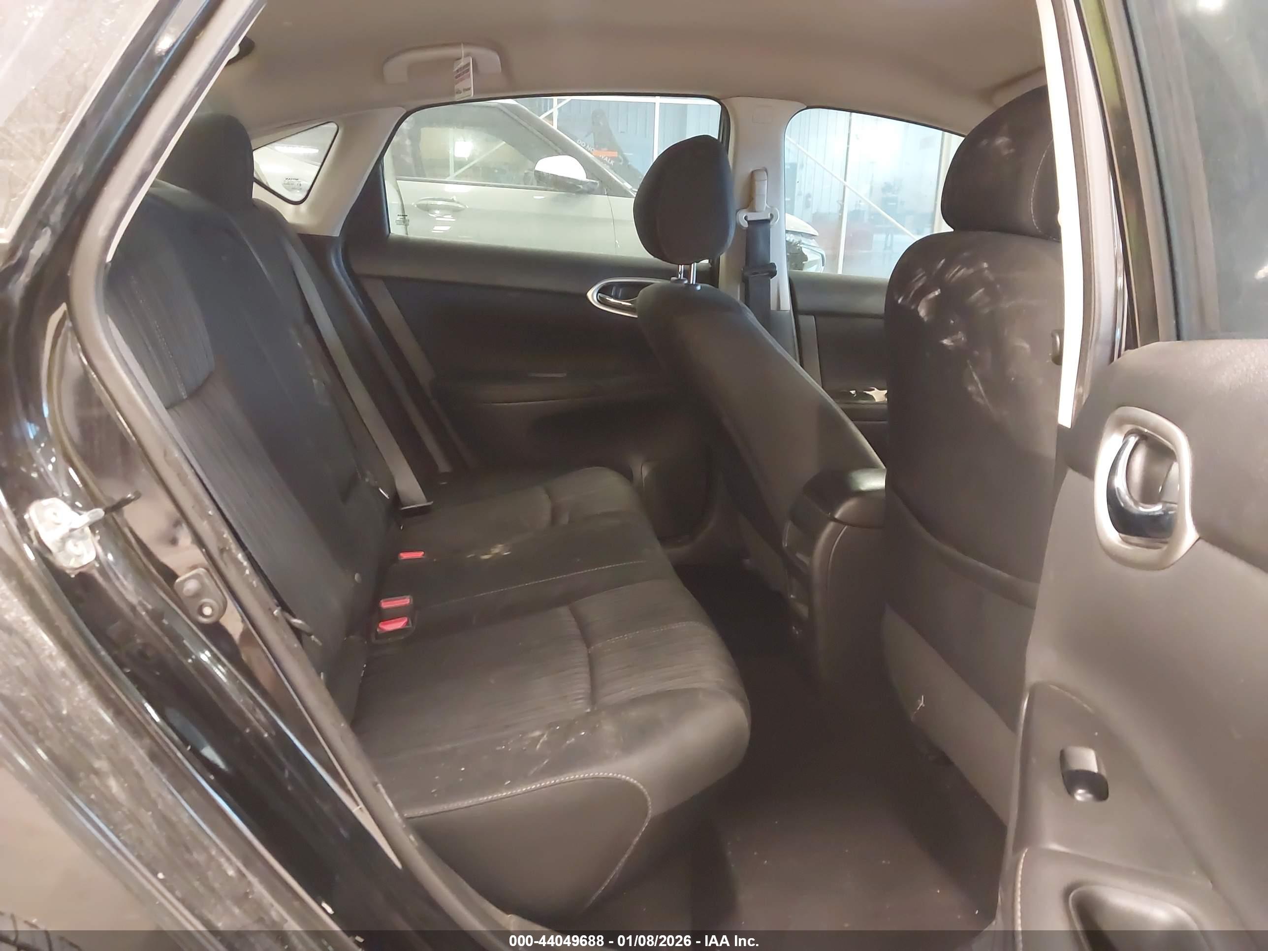 NISSAN SENTRA image 8