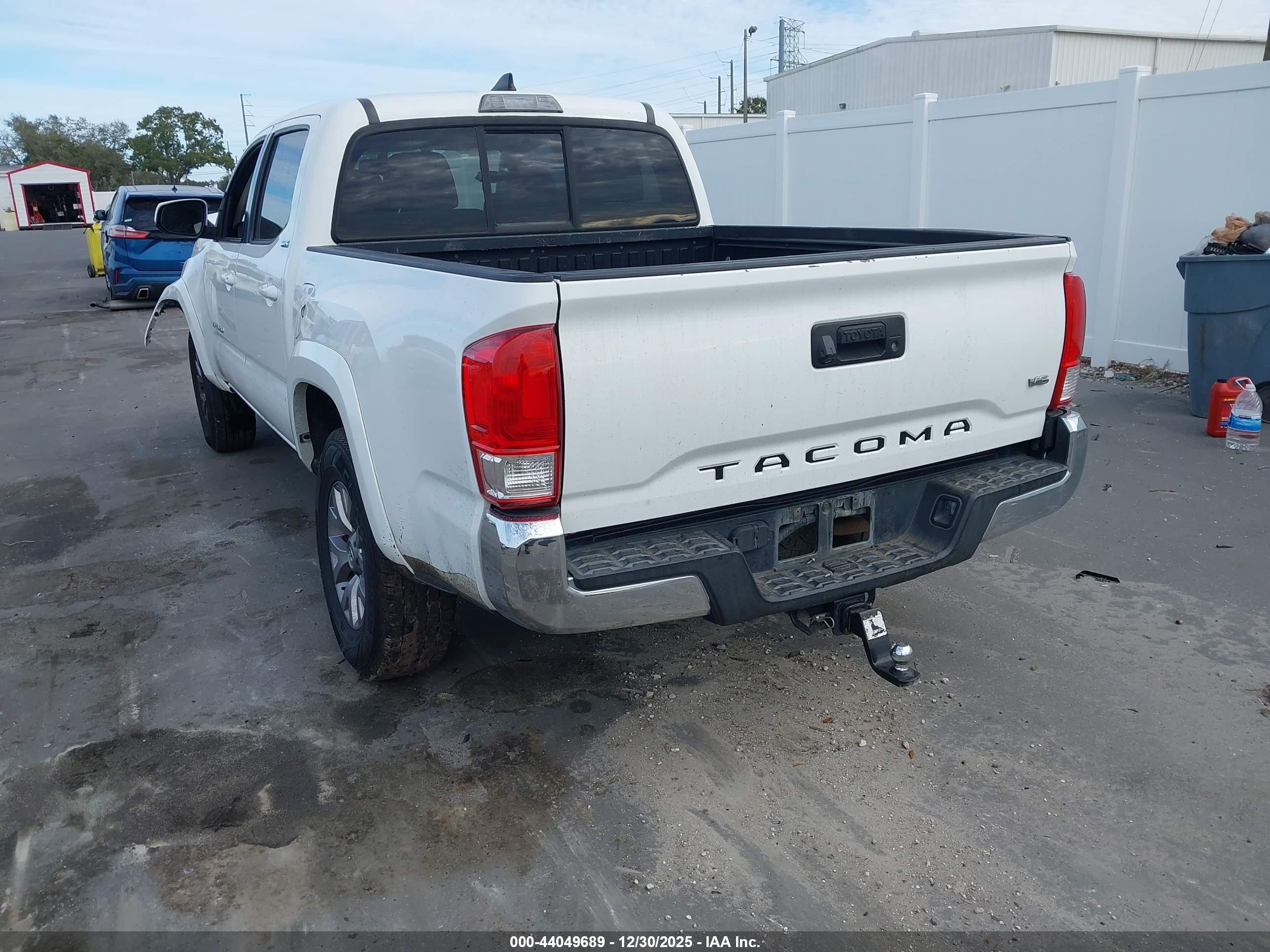 TOYOTA TACOMA image 3