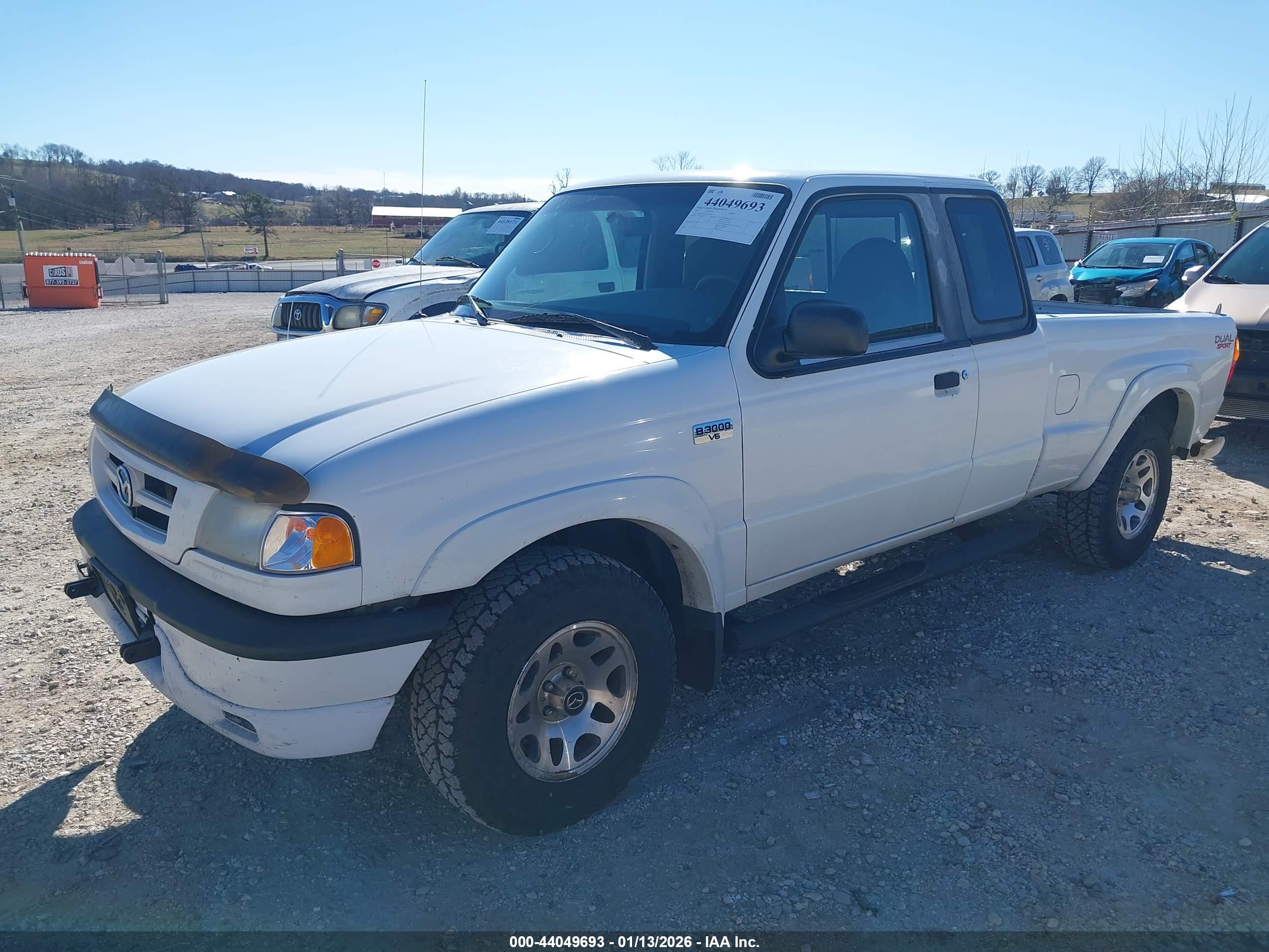 MAZDA B3000 image 2