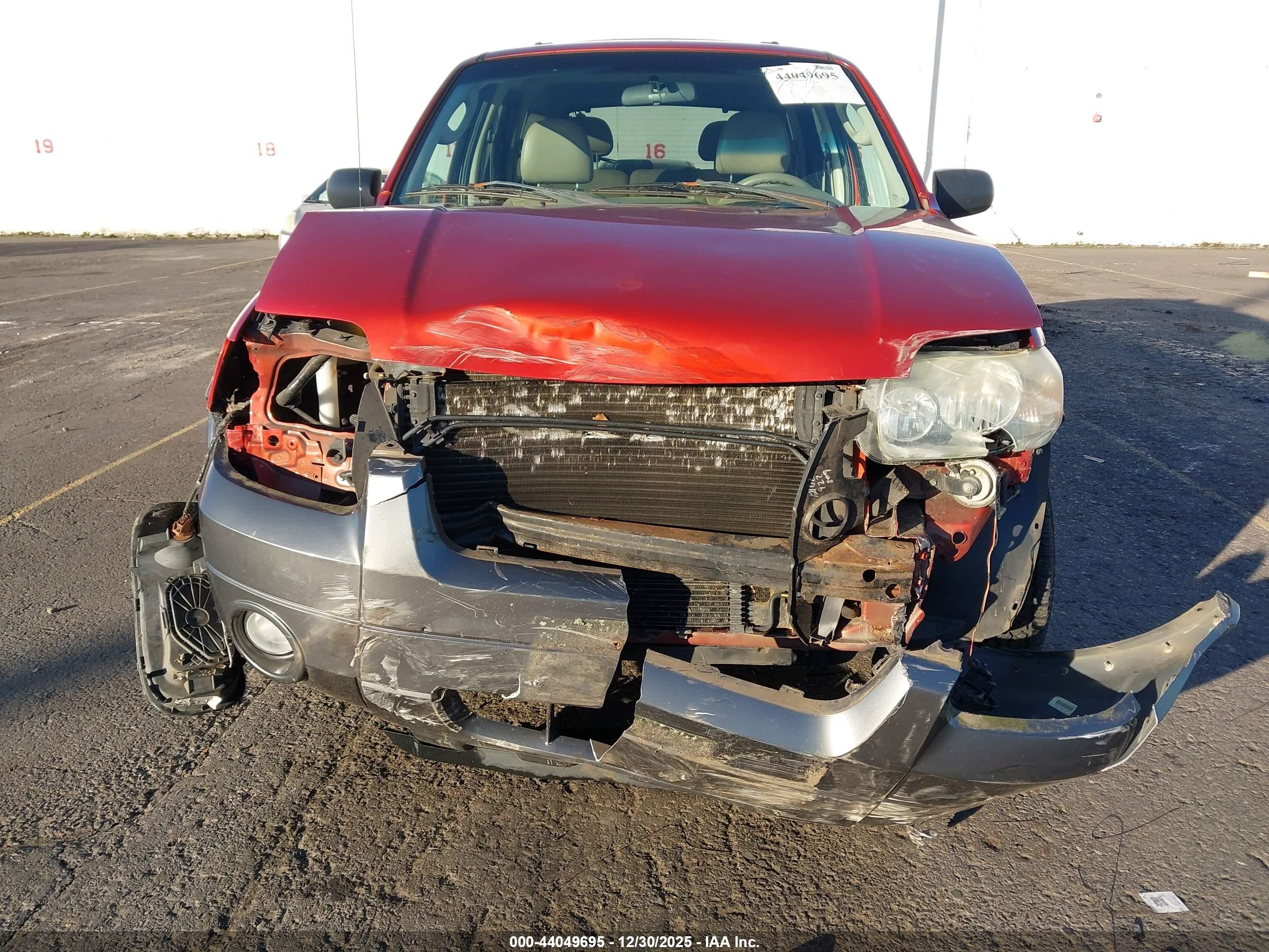 FORD ESCAPE image 6