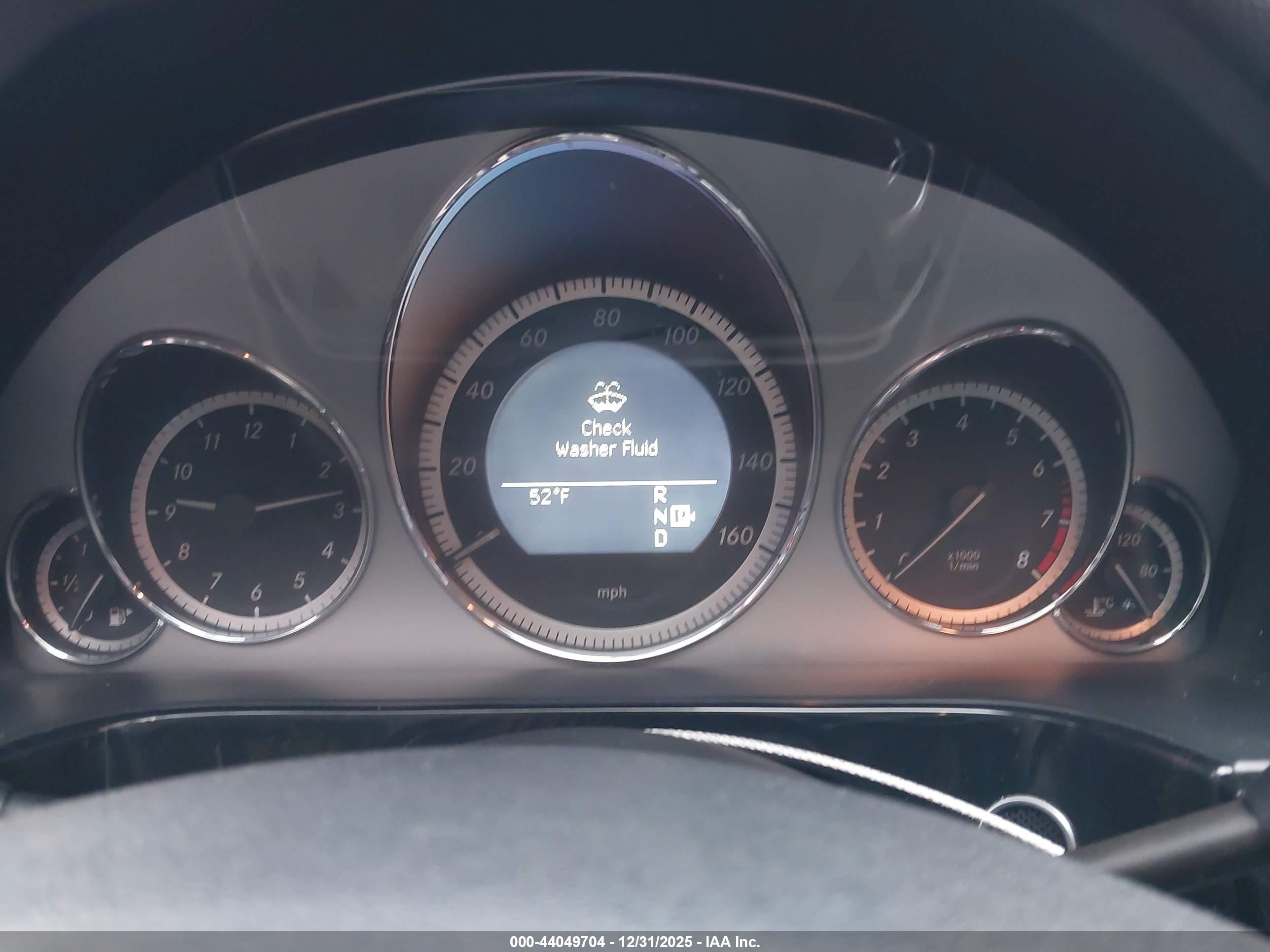 MERCEDES-BENZ E image 7