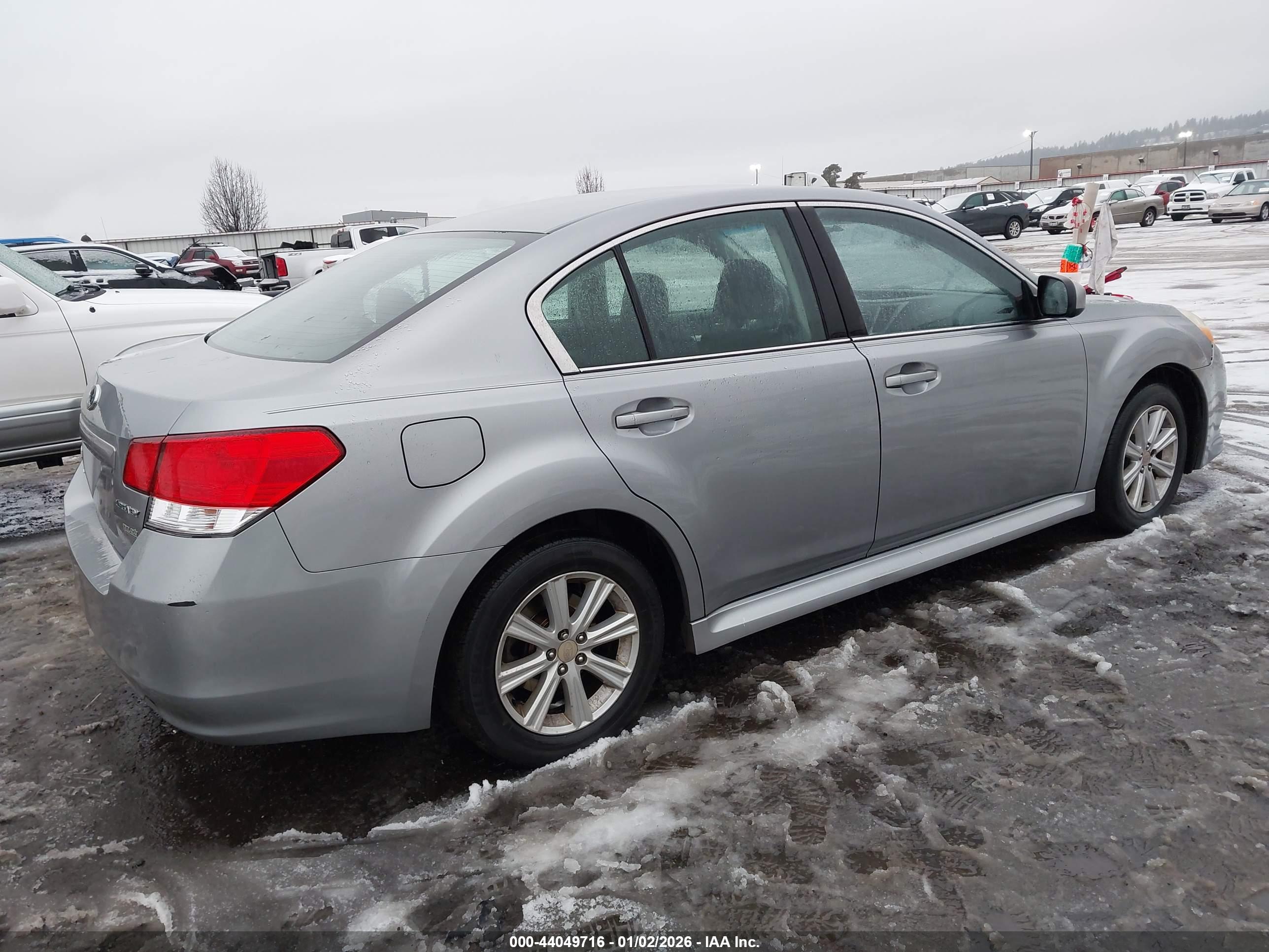 SUBARU LEGACY image 4