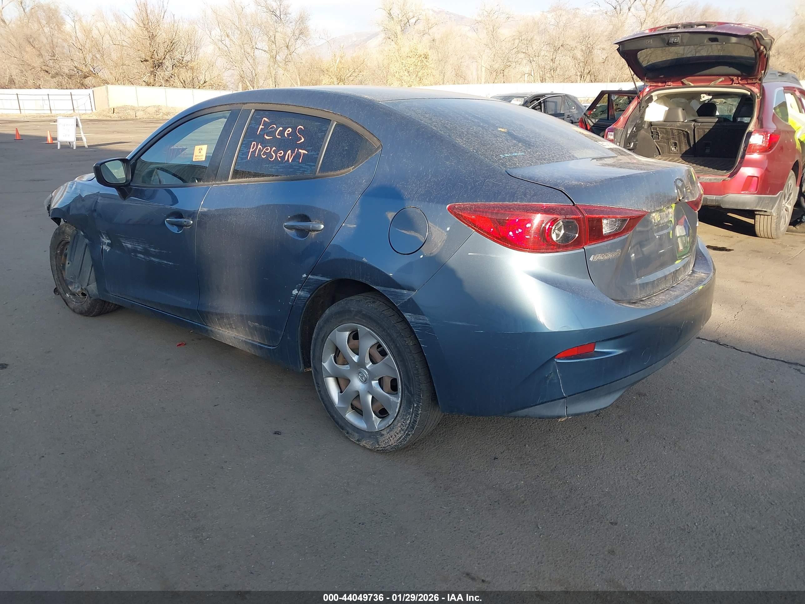 MAZDA MAZDA3 image 3
