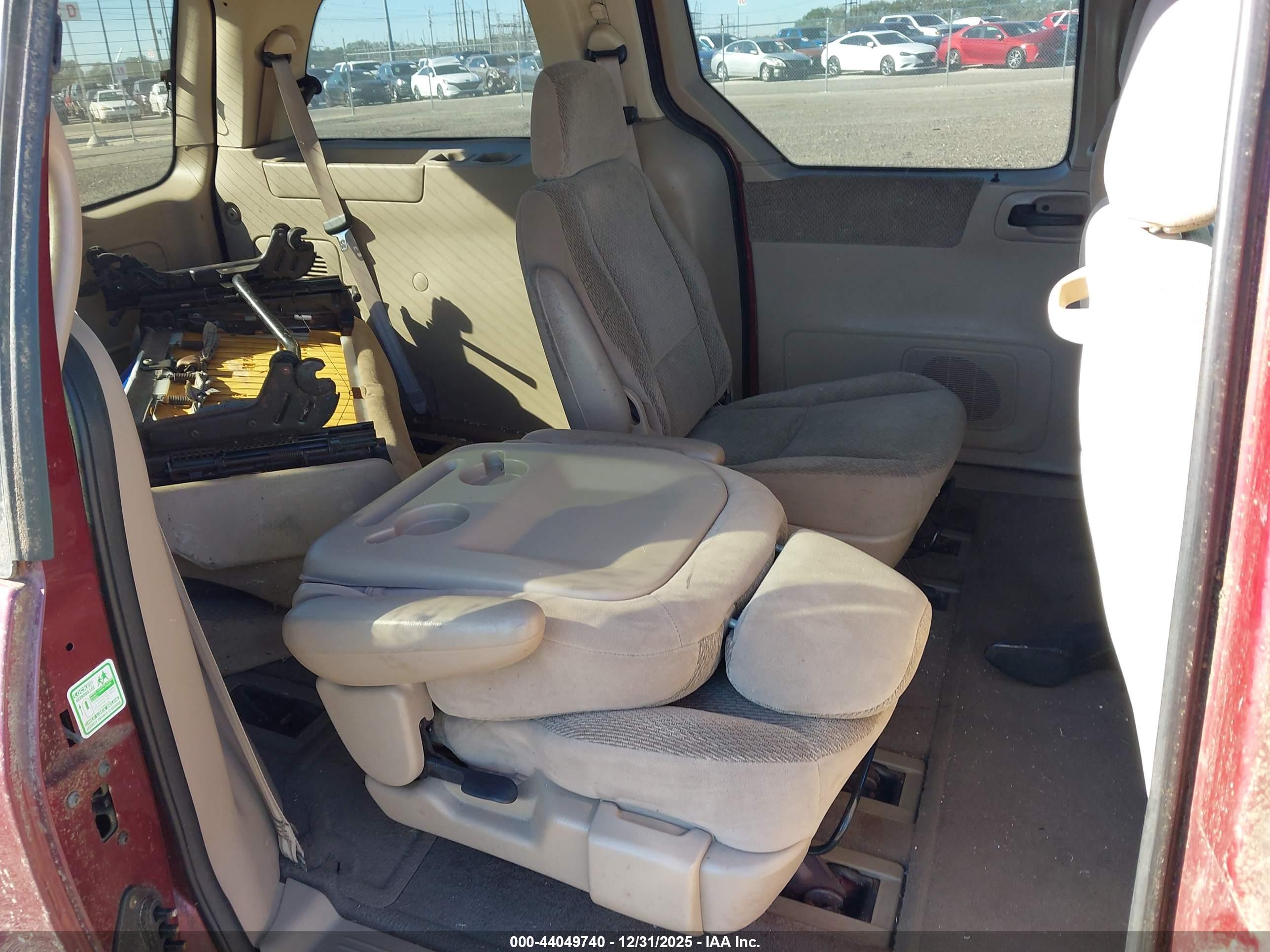 FORD WINDSTAR image 8