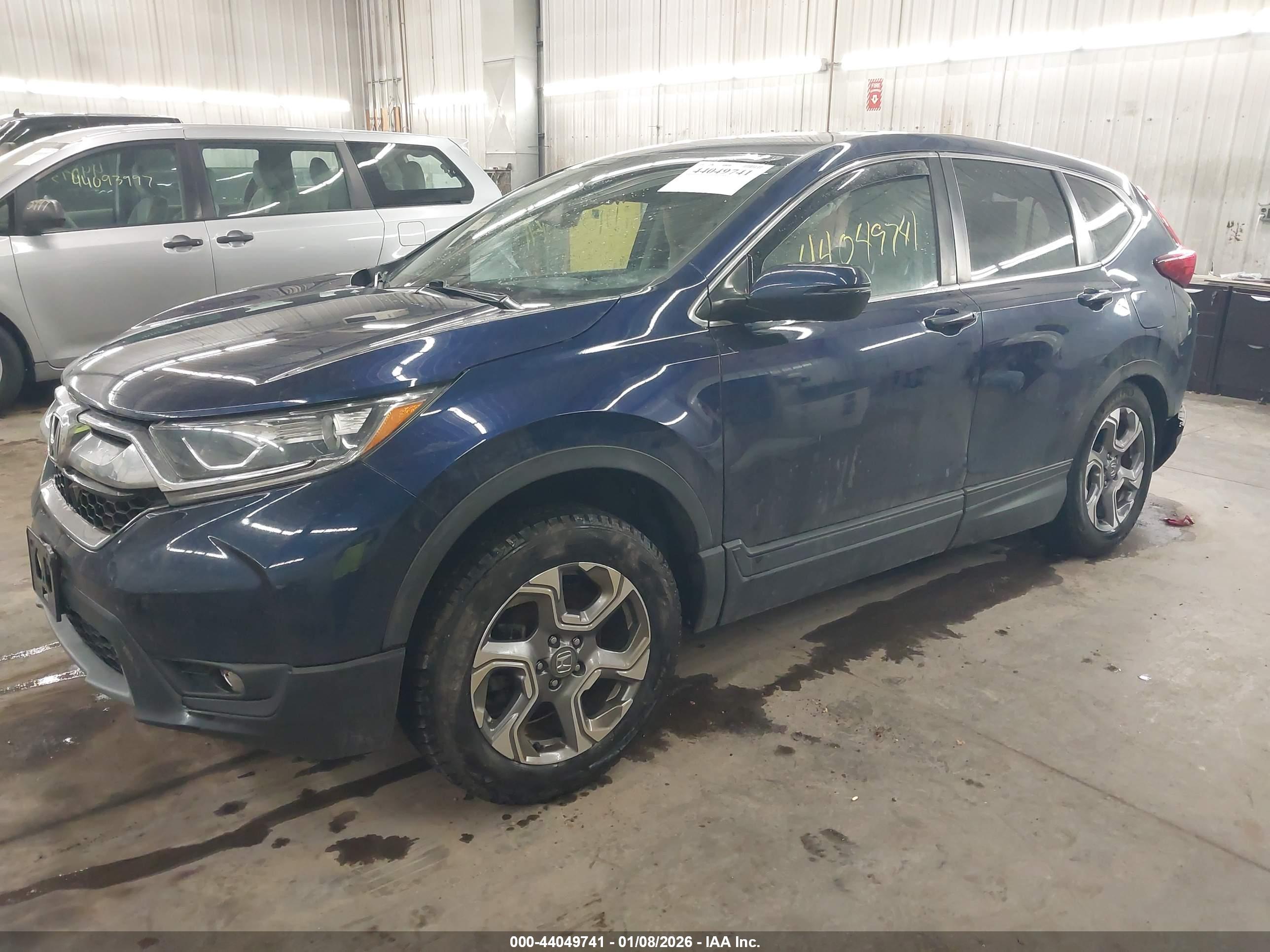 HONDA CR-V image 2