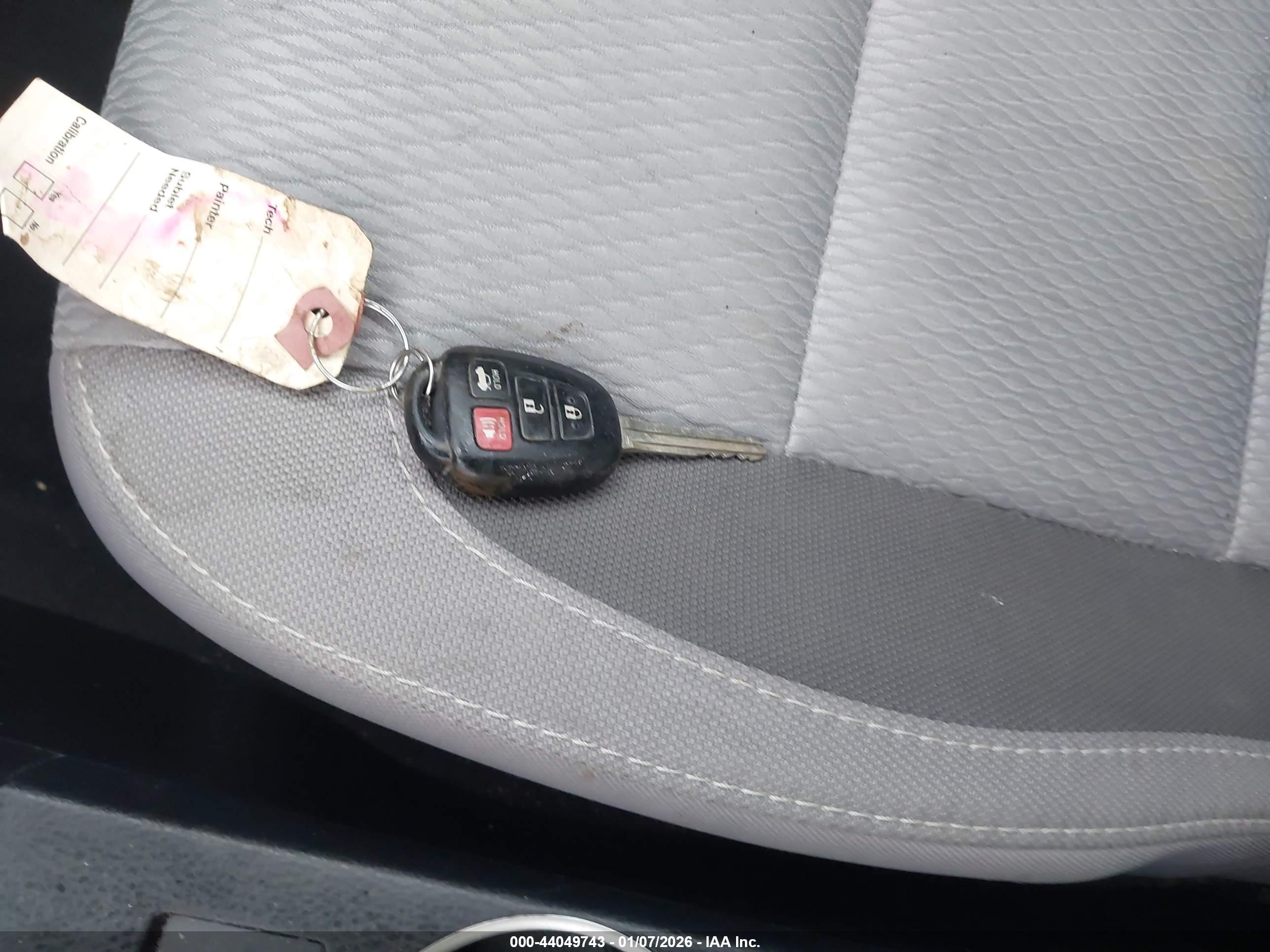 TOYOTA COROLLA image 11