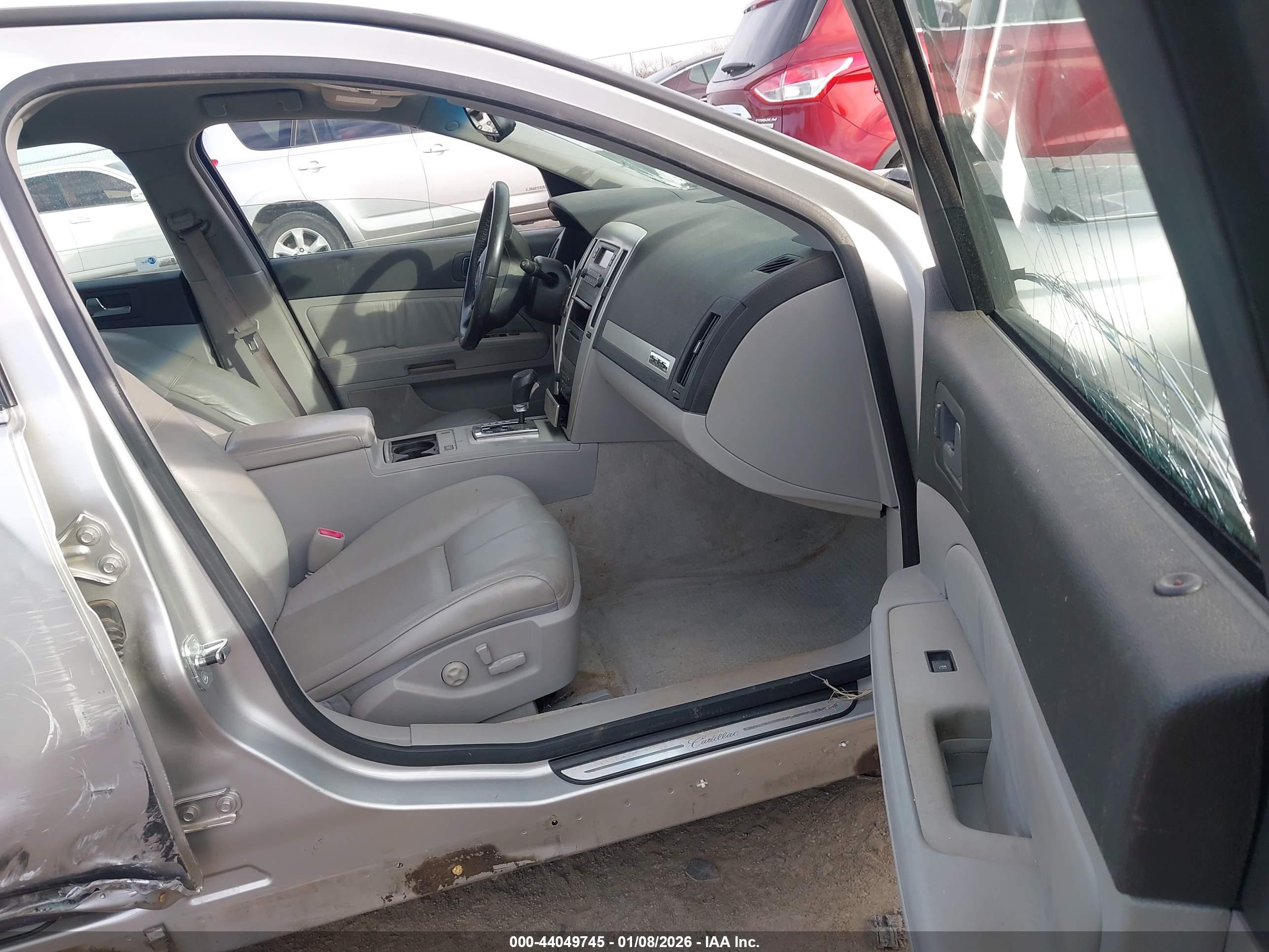 CADILLAC STS image 5