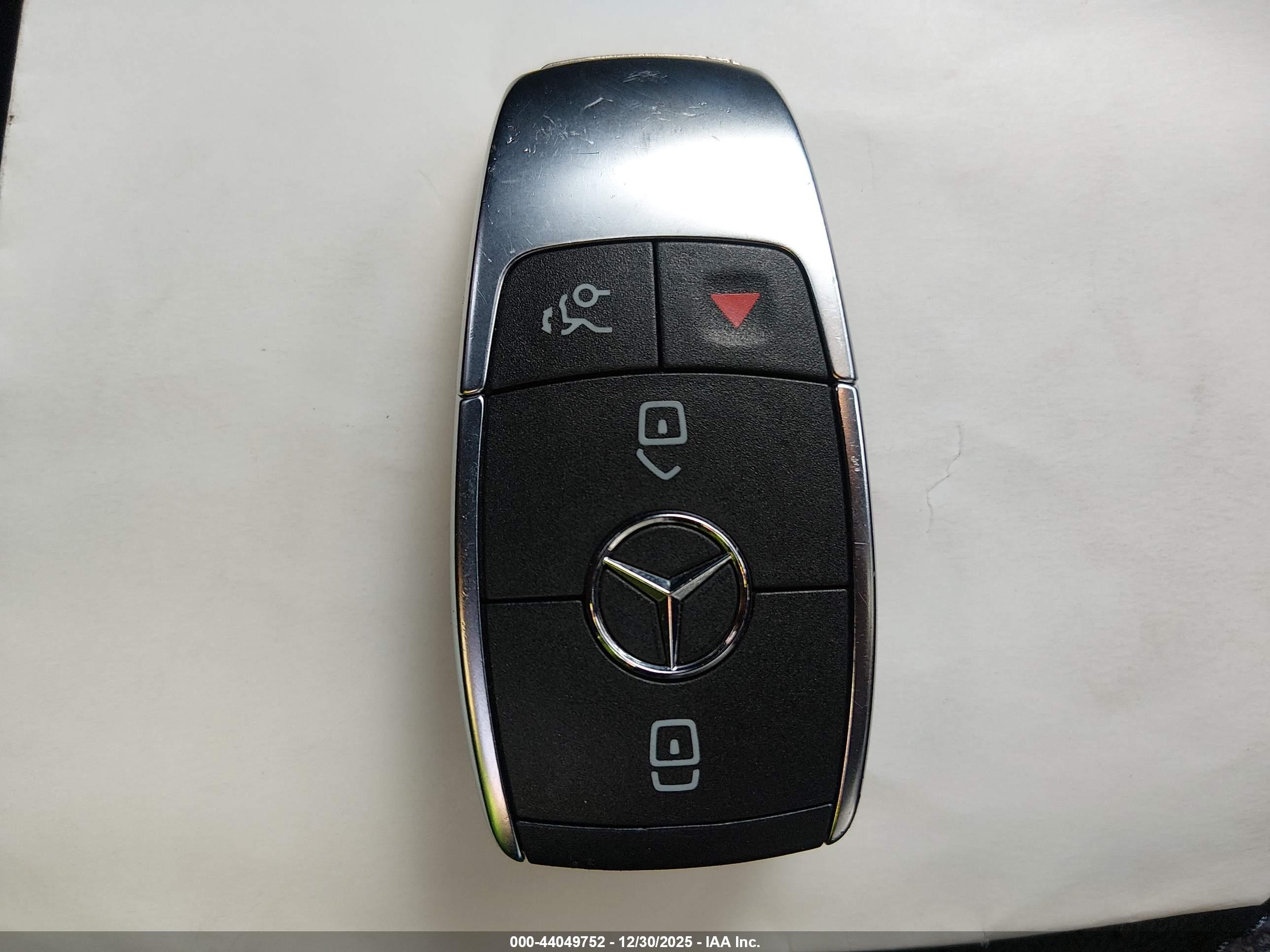 MERCEDES-BENZ GLE image 11