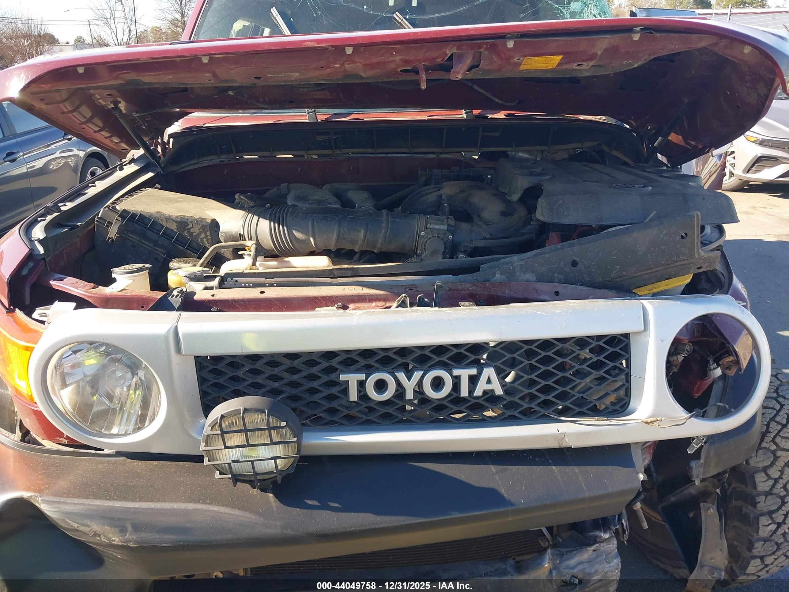 TOYOTA FJ image 10