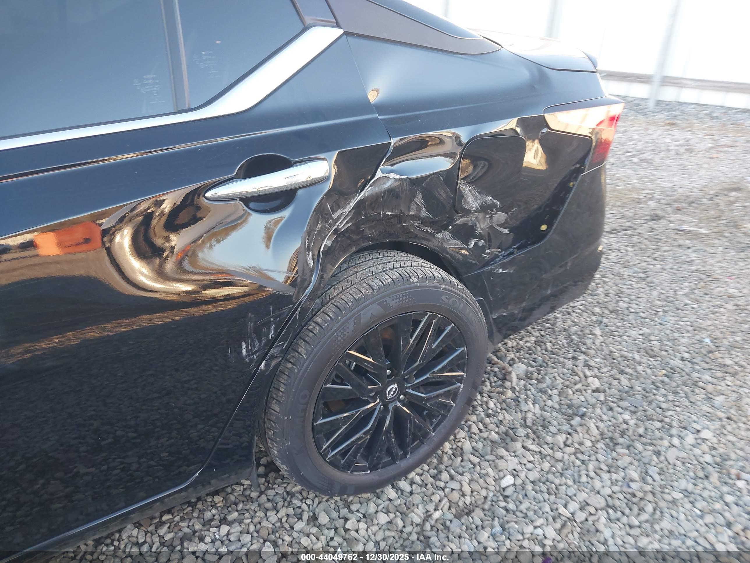 NISSAN ALTIMA image 6