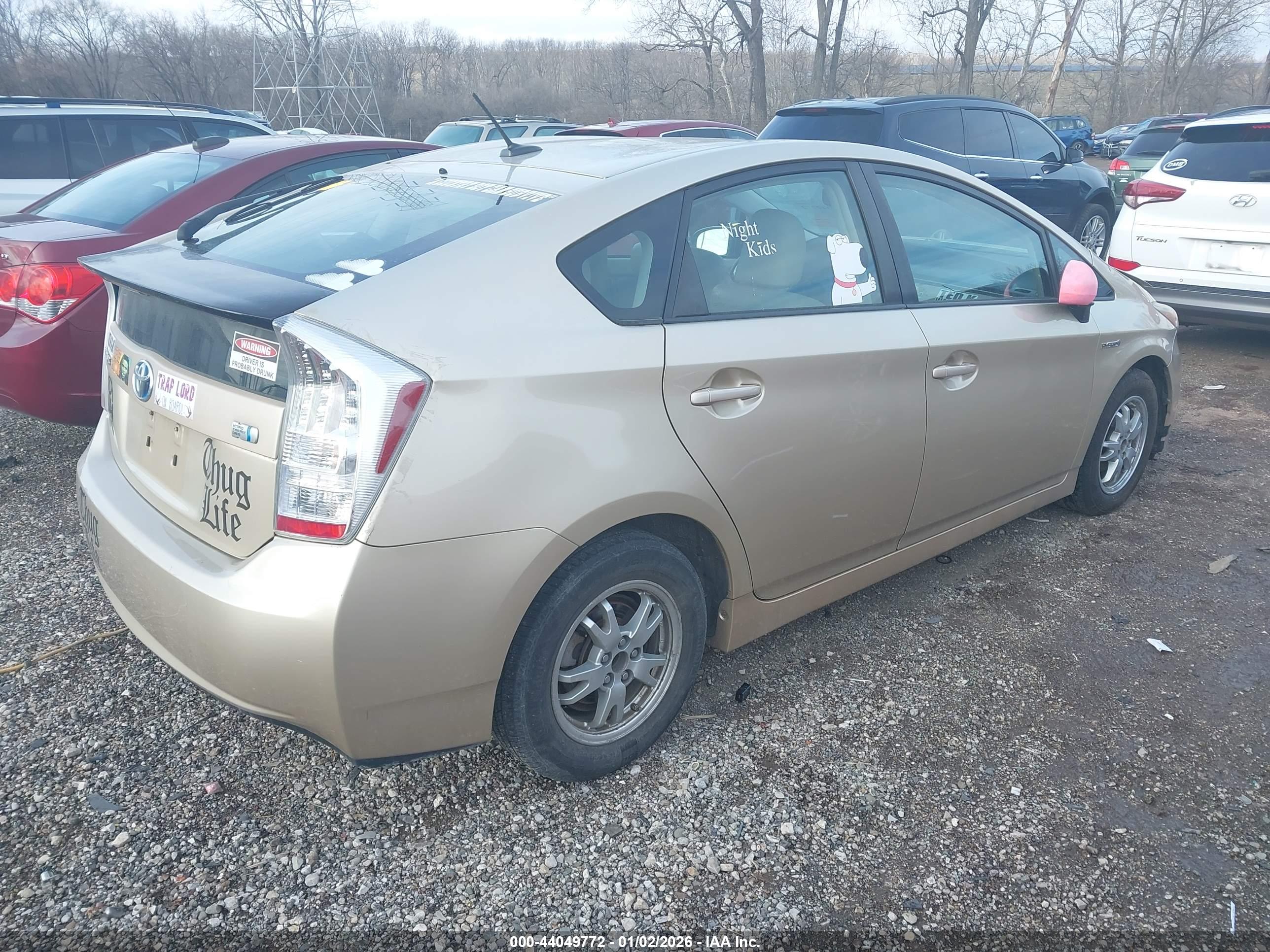 TOYOTA PRIUS image 4
