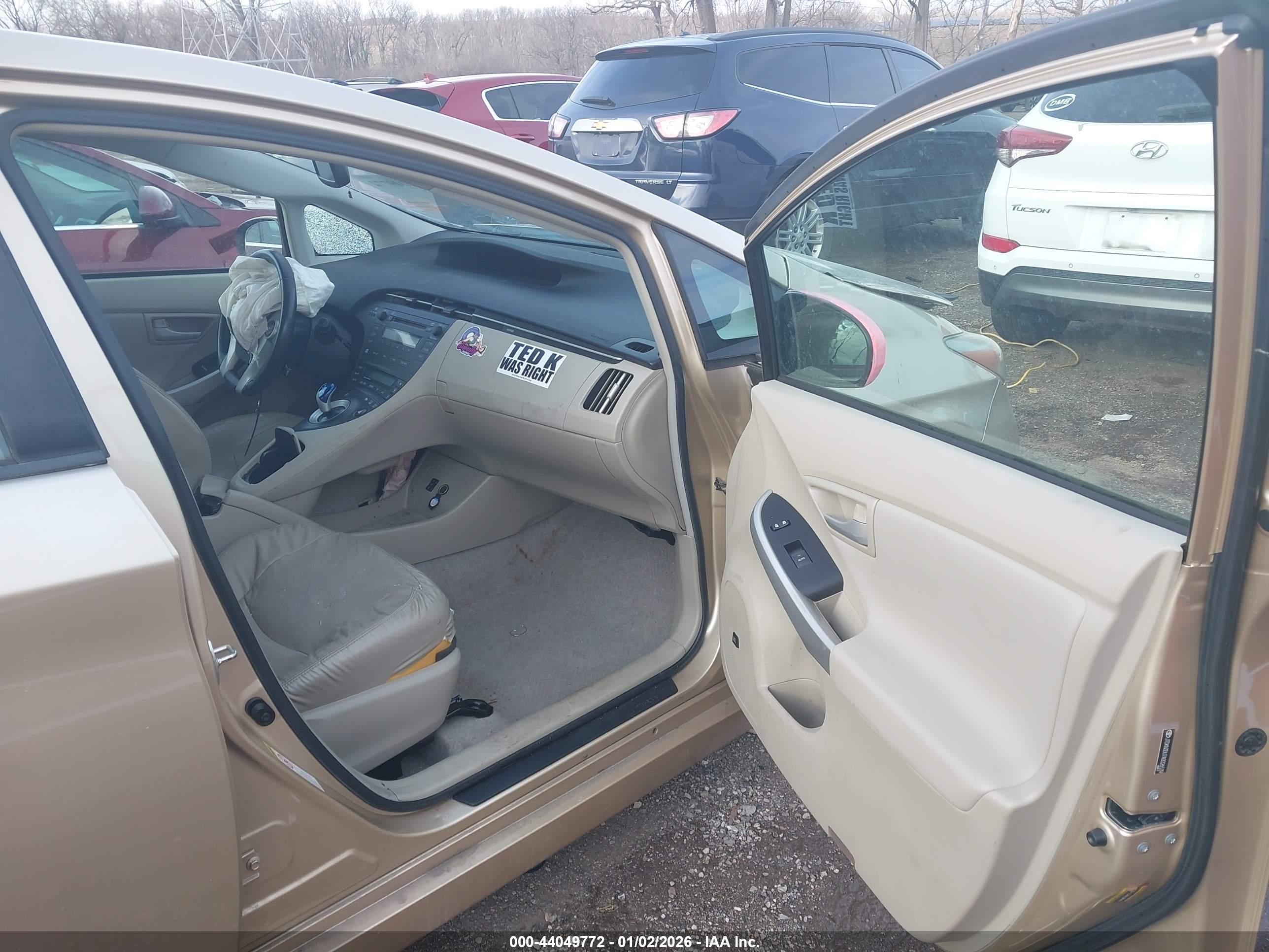 TOYOTA PRIUS image 5