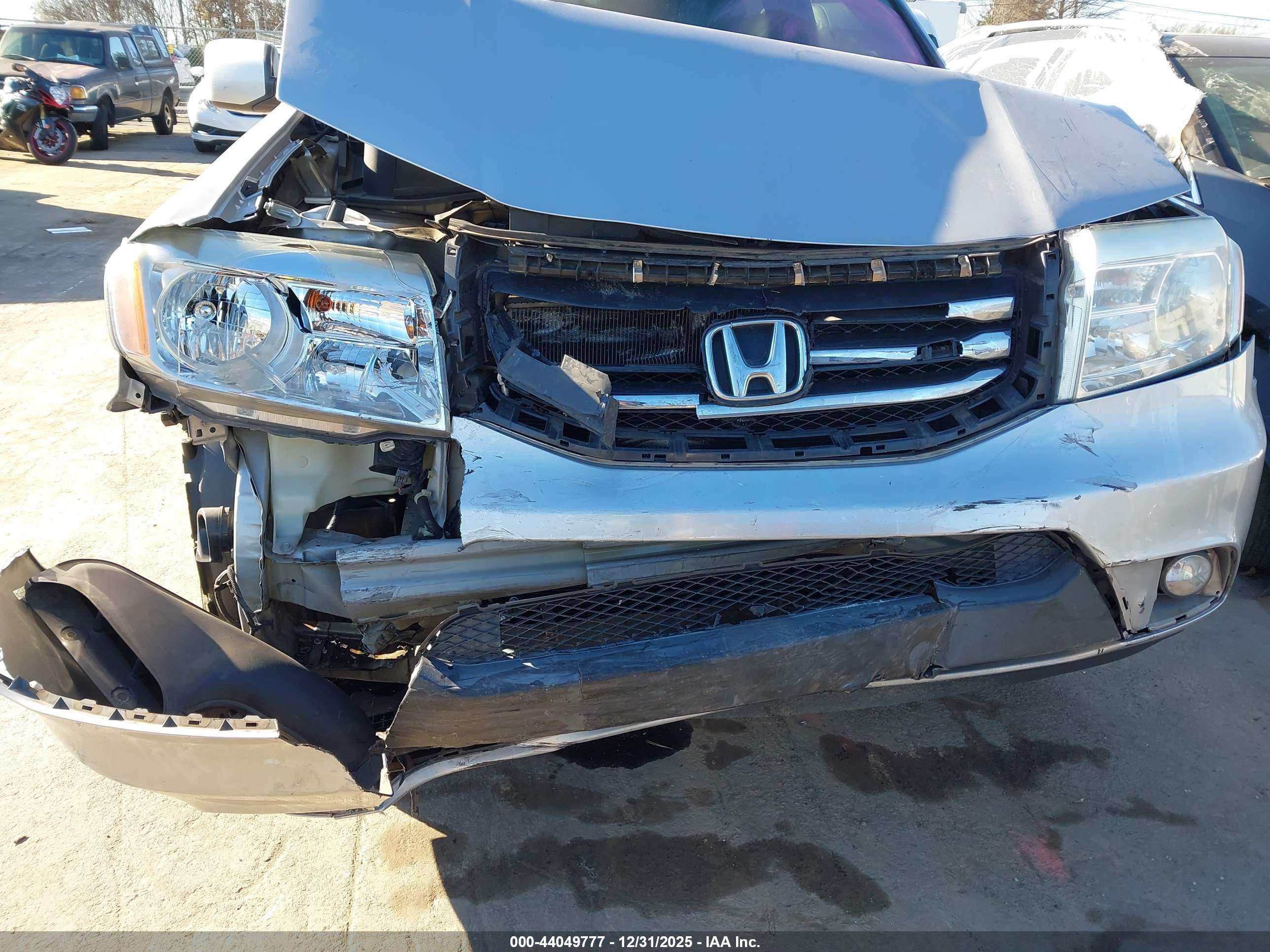 HONDA PILOT image 6