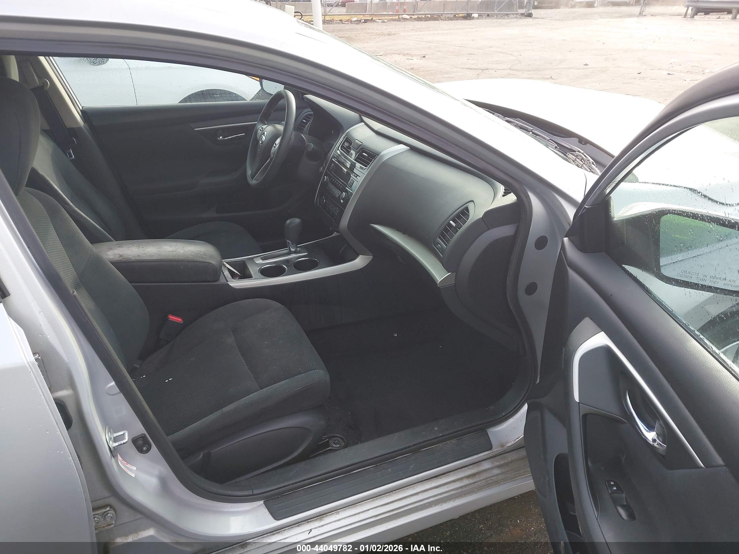 NISSAN ALTIMA image 5