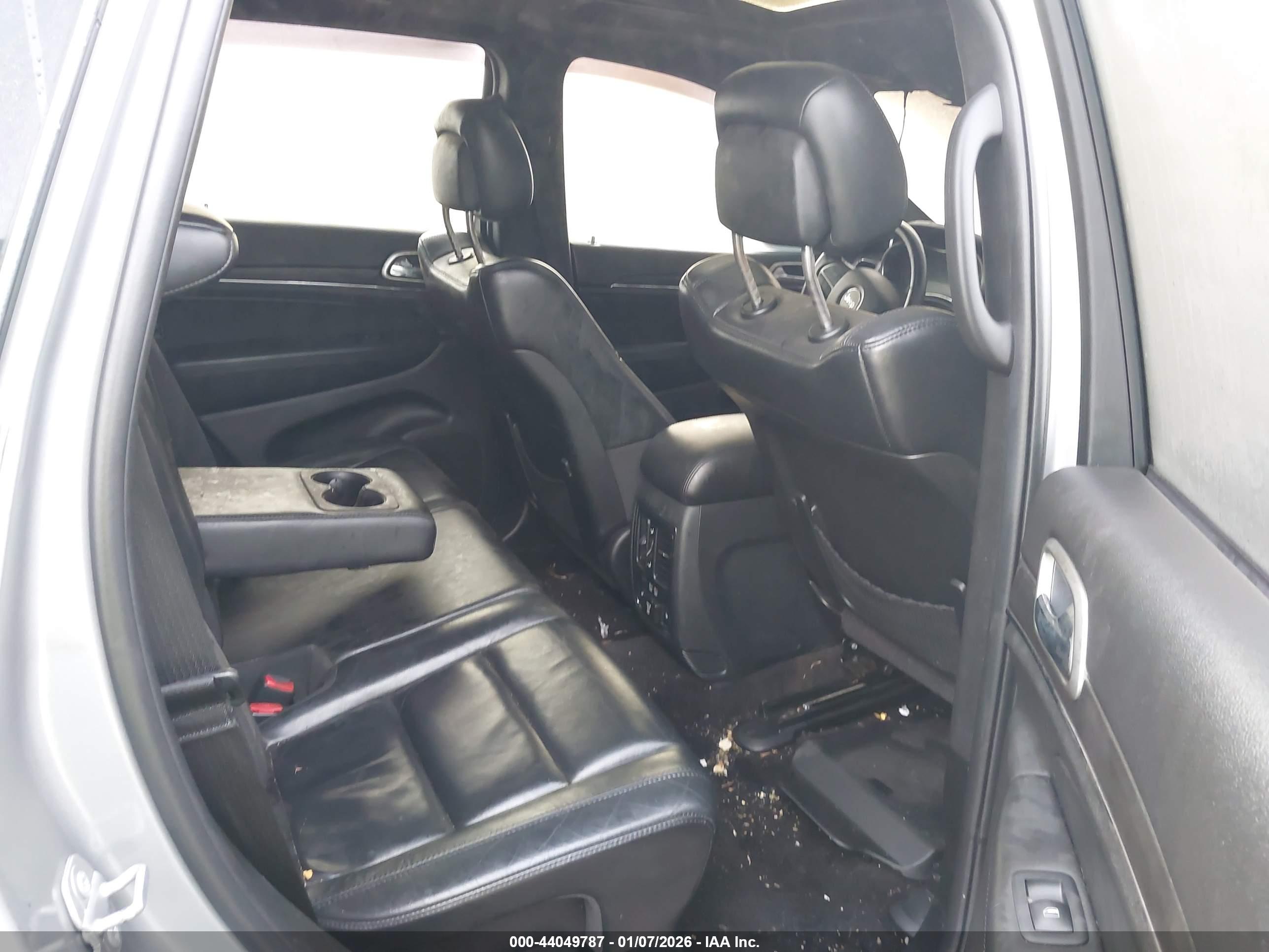 JEEP GRAND image 8