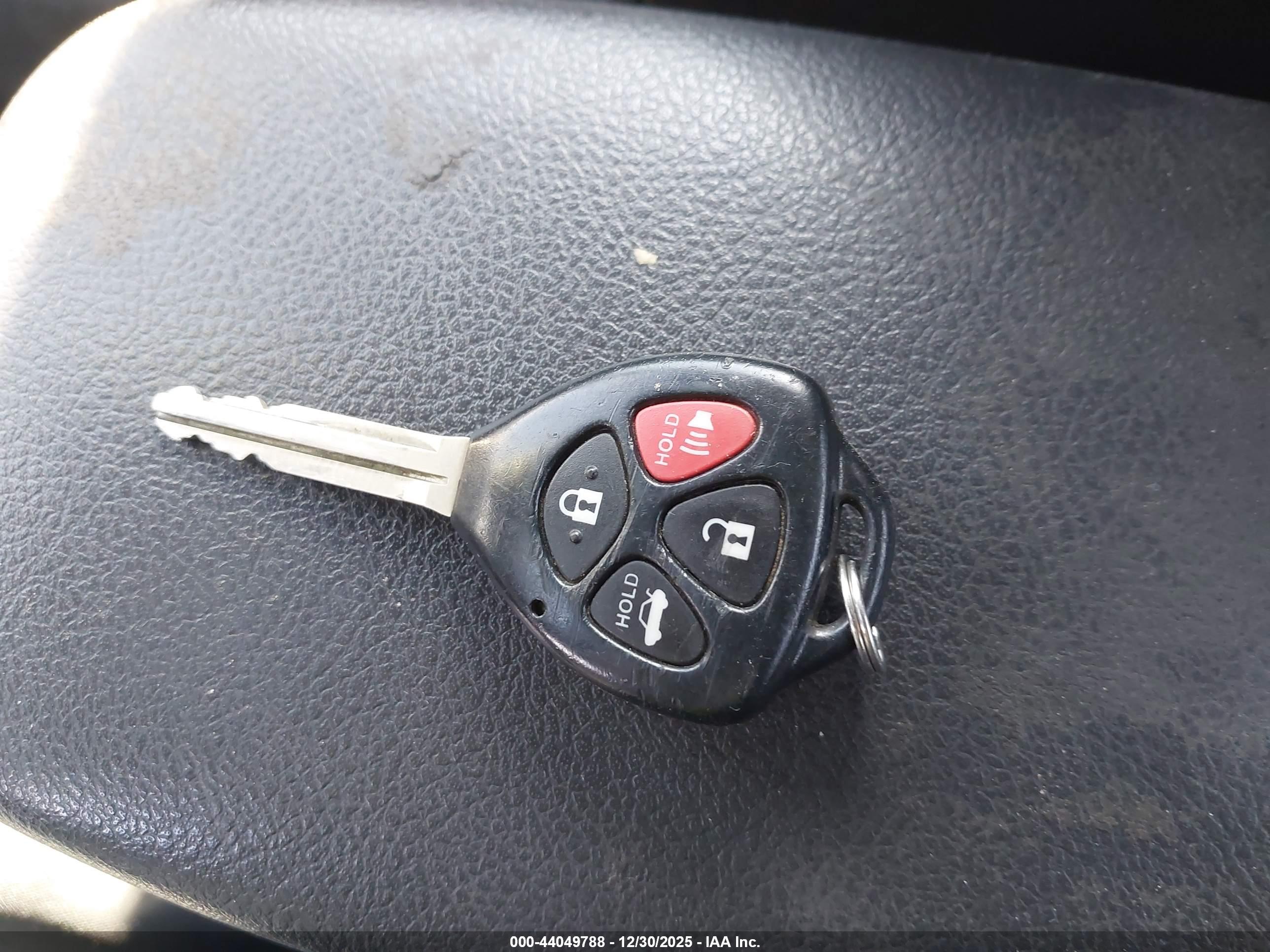 TOYOTA COROLLA image 11