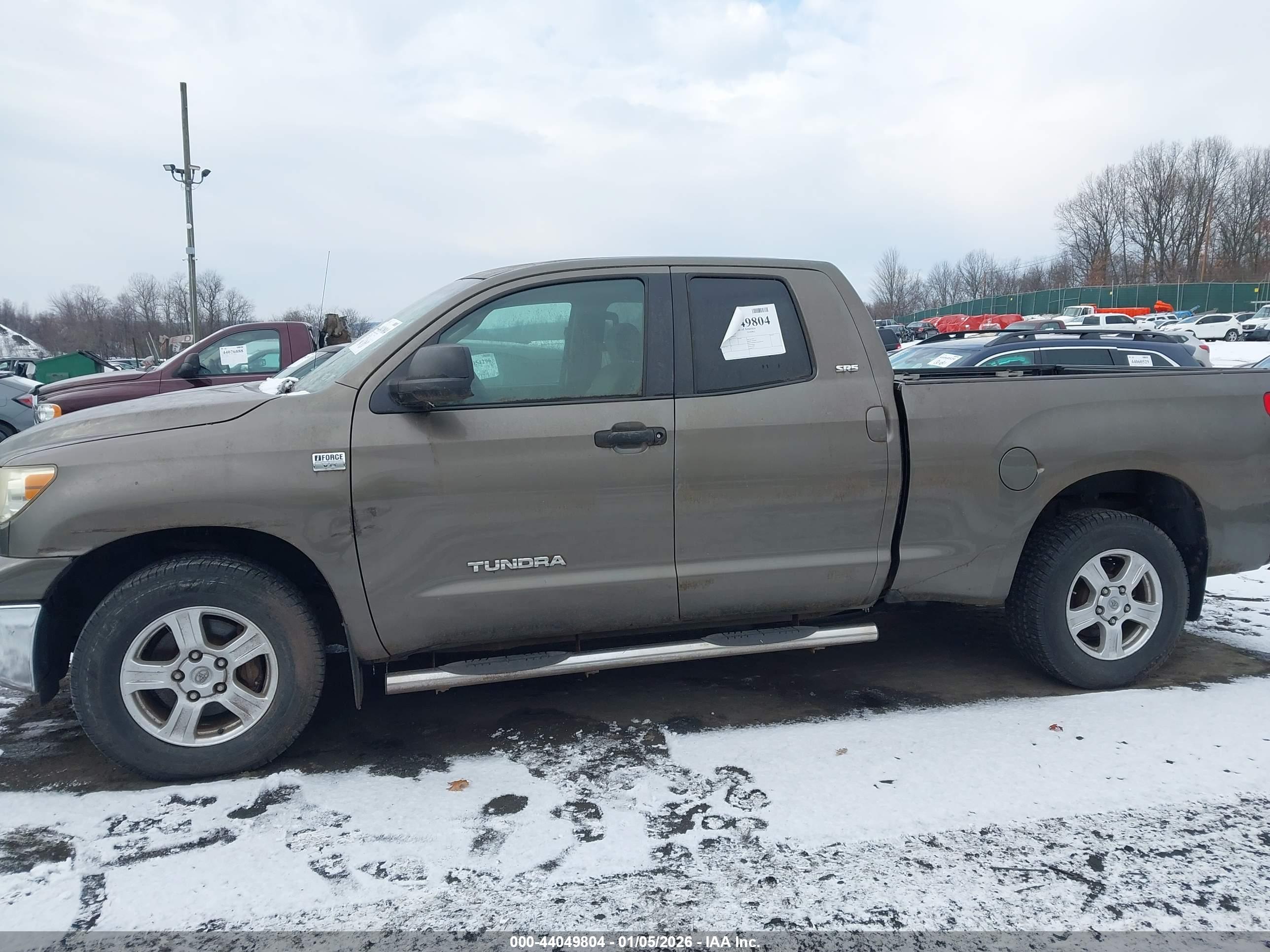 TOYOTA TUNDRA image 6