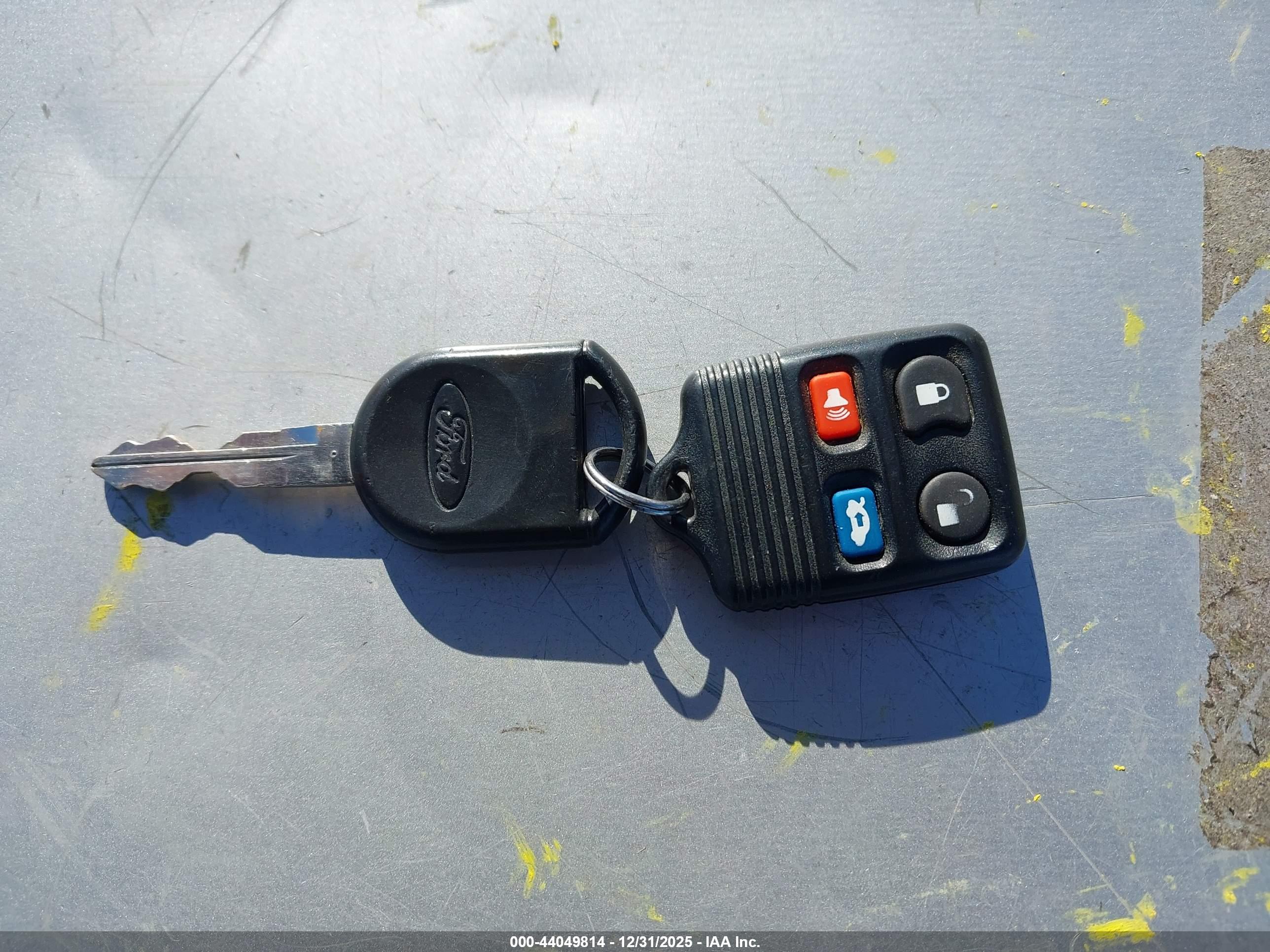 FORD TAURUS image 11