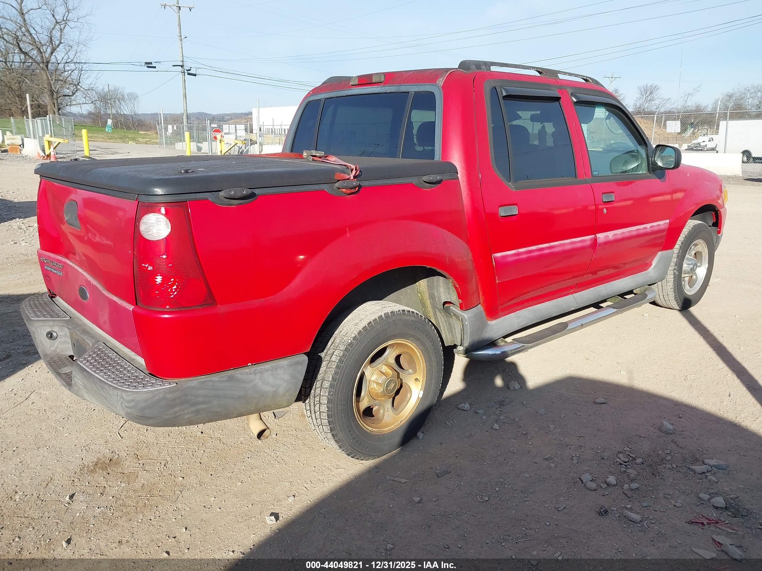 FORD EXPLORER image 4