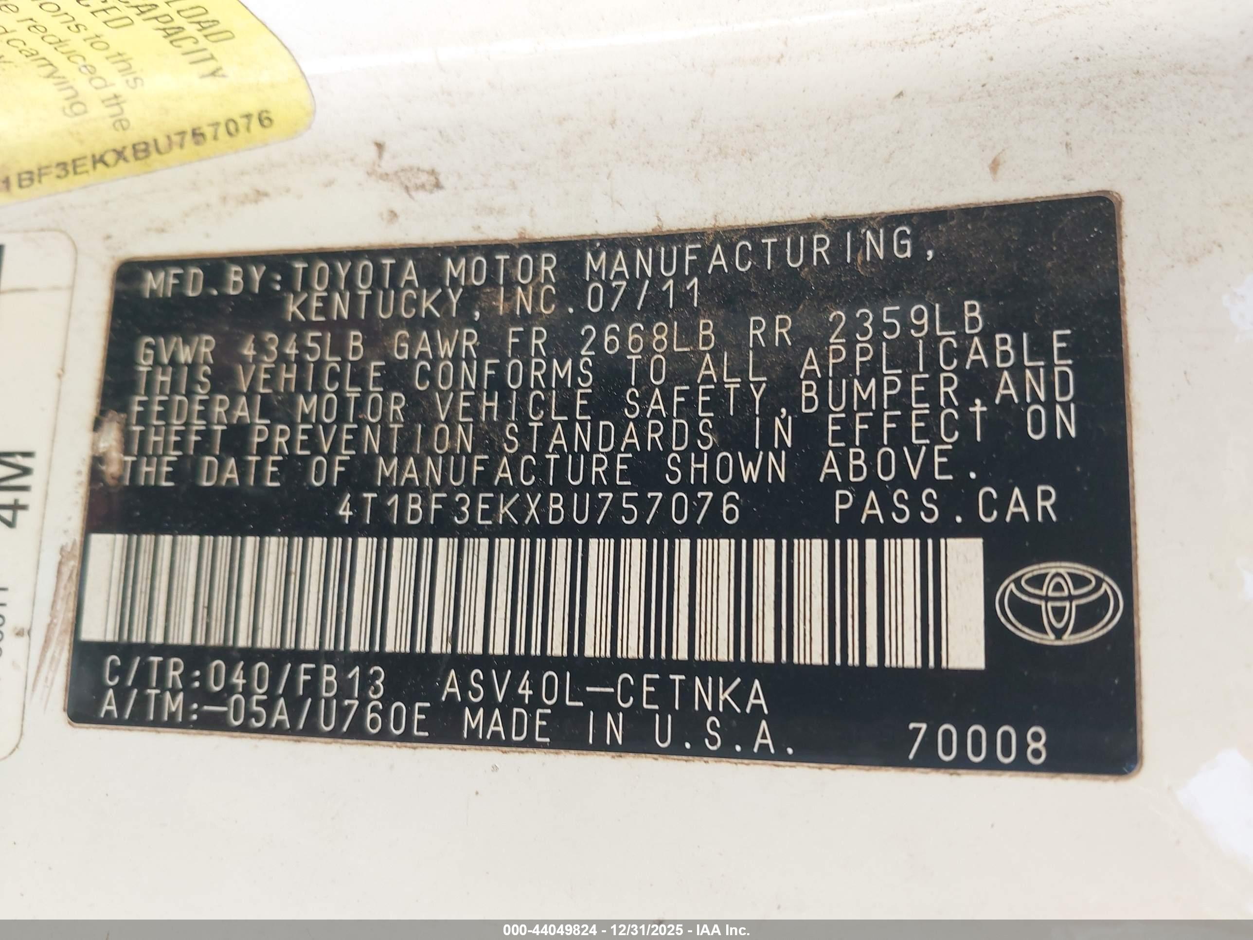 TOYOTA CAMRY image 9