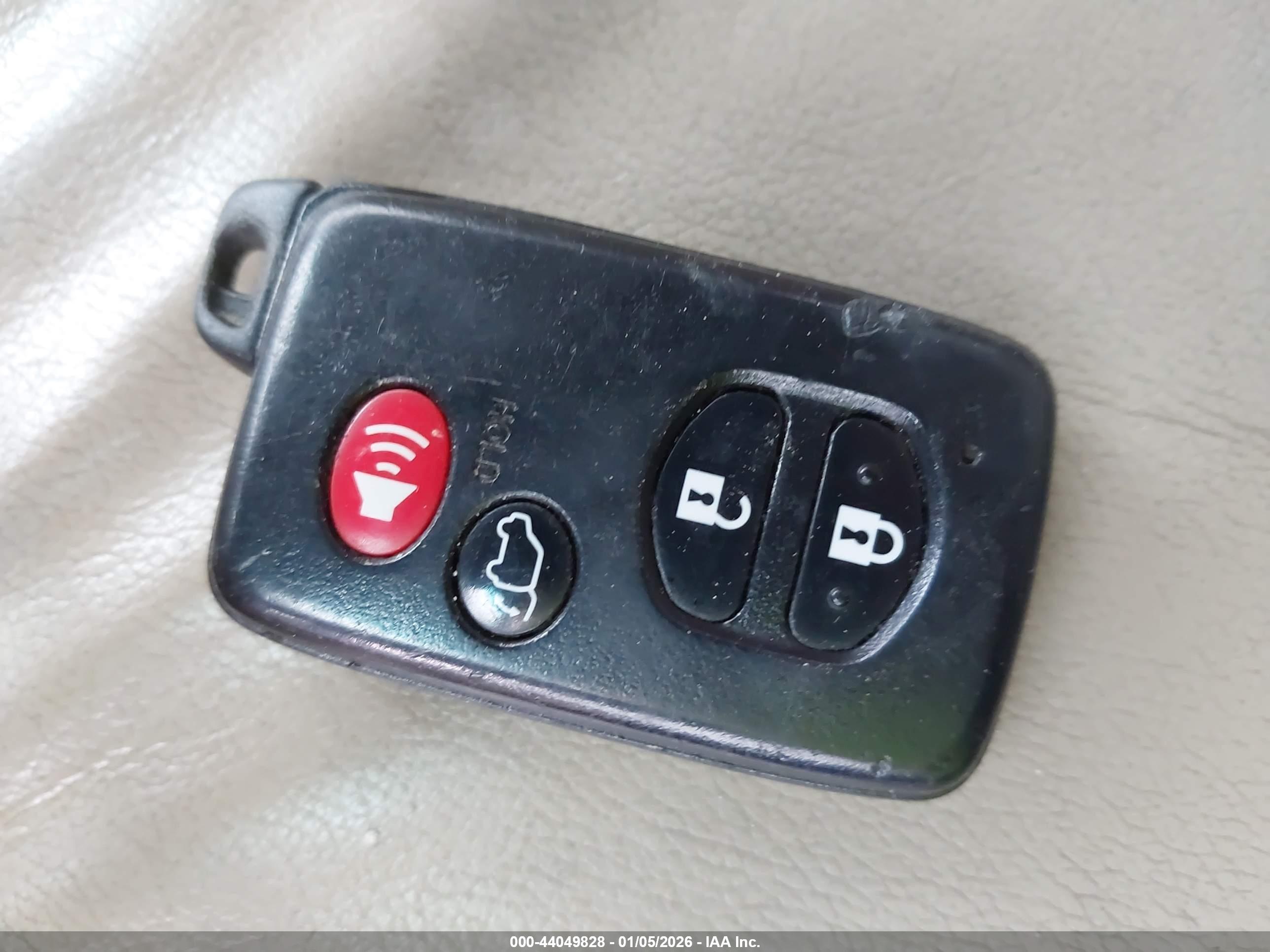 TOYOTA HIGHLANDER image 11