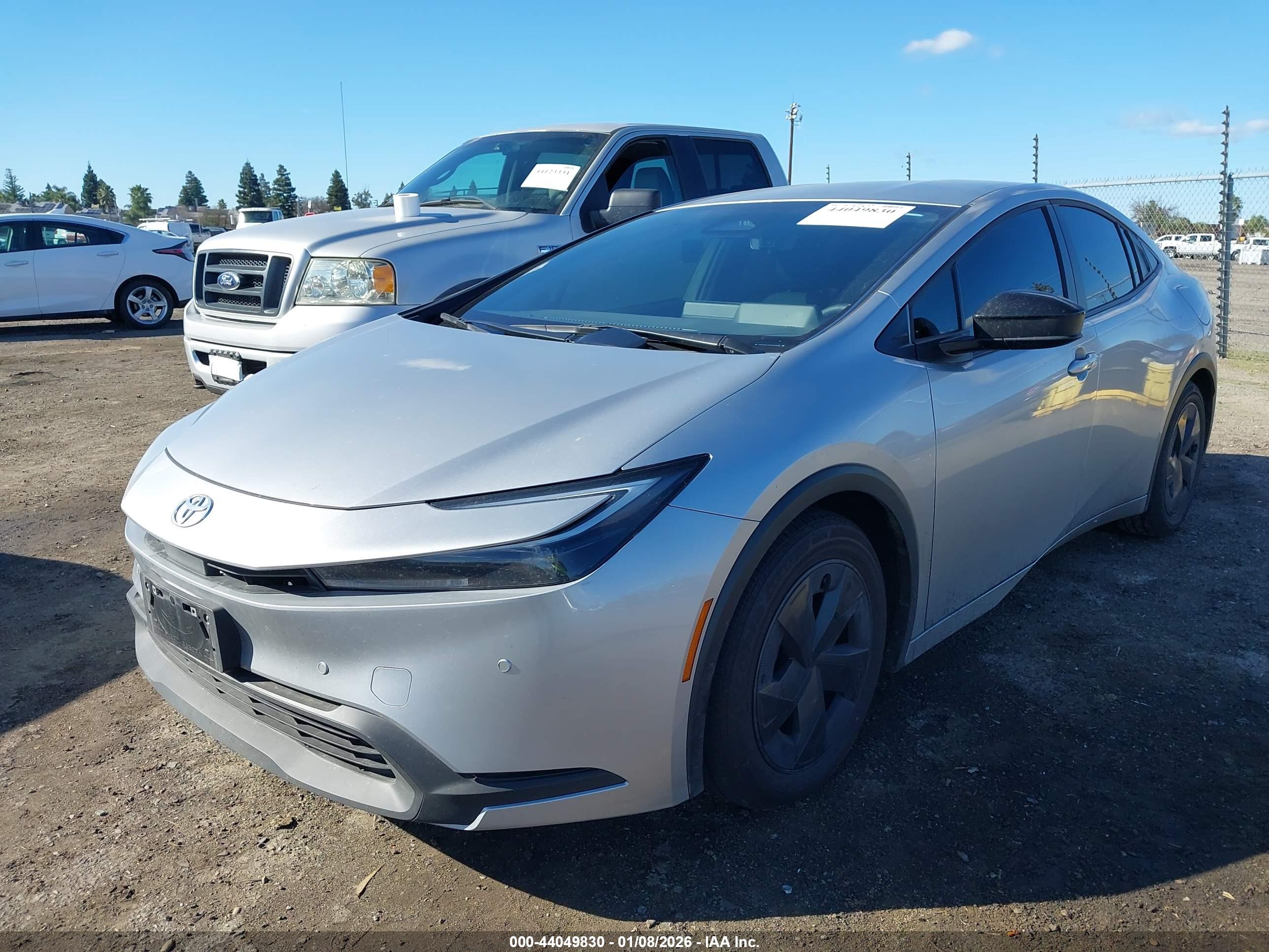 TOYOTA PRIUS image 2