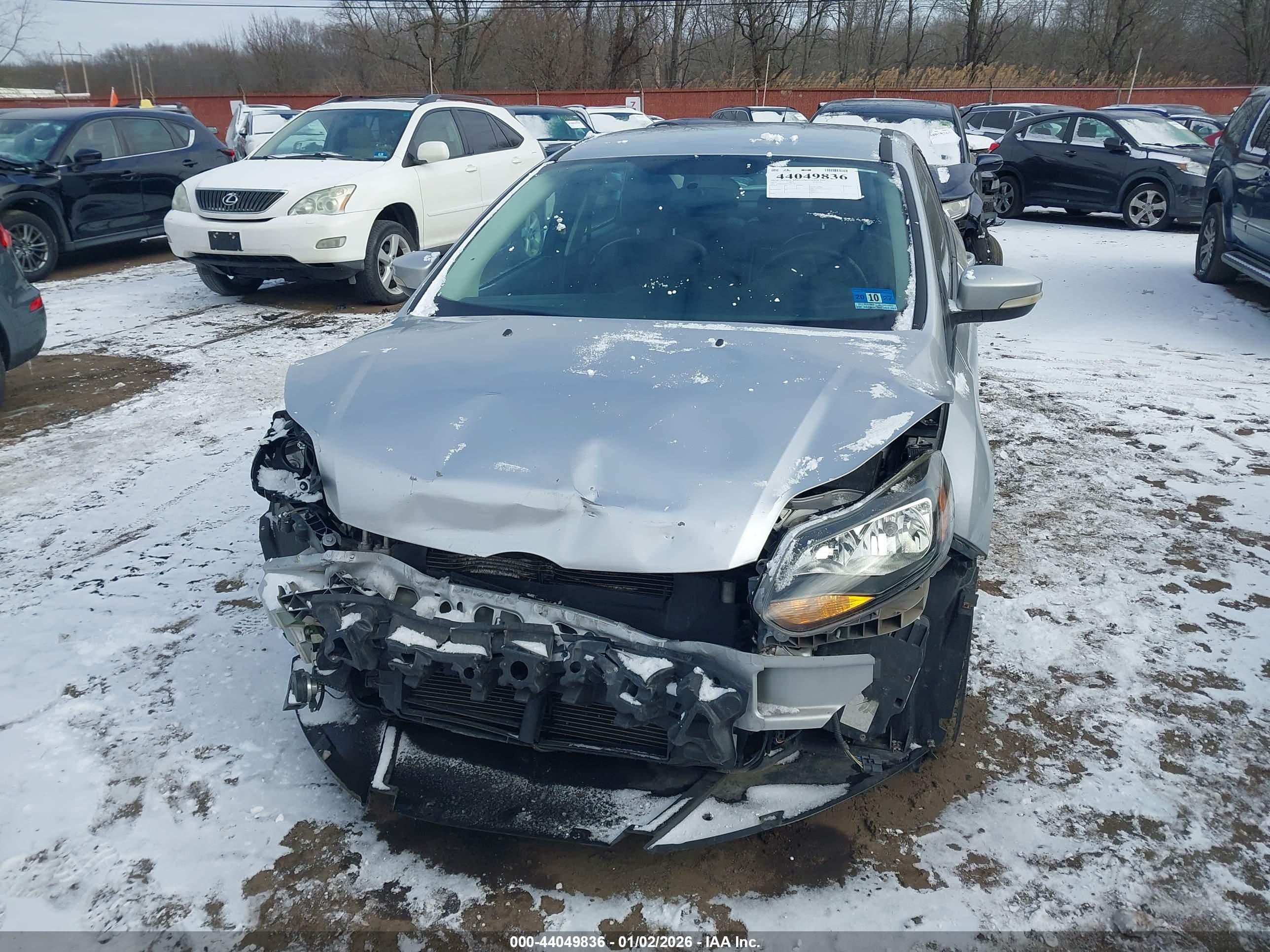 FORD FOCUS image 6