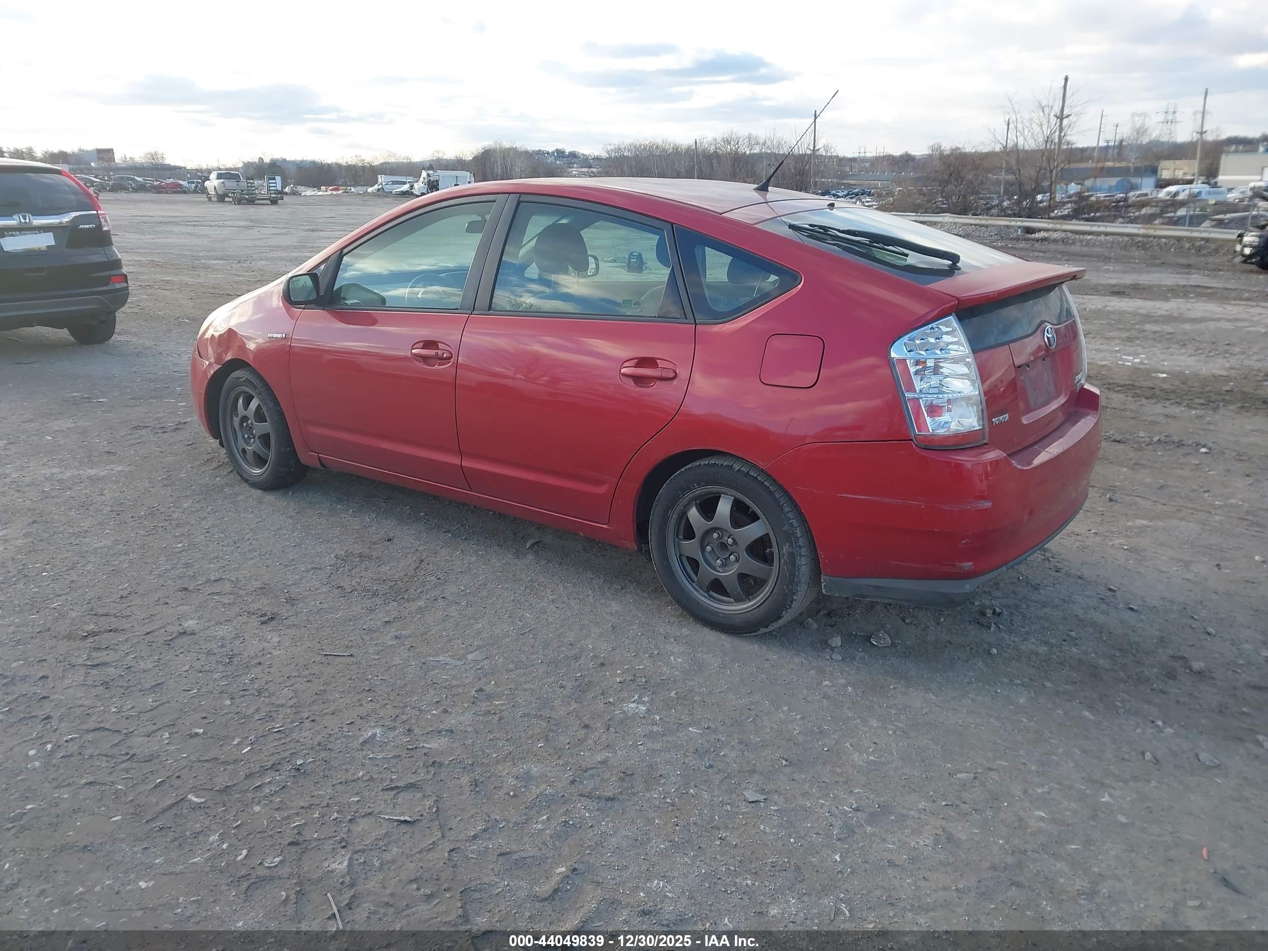 TOYOTA PRIUS image 3