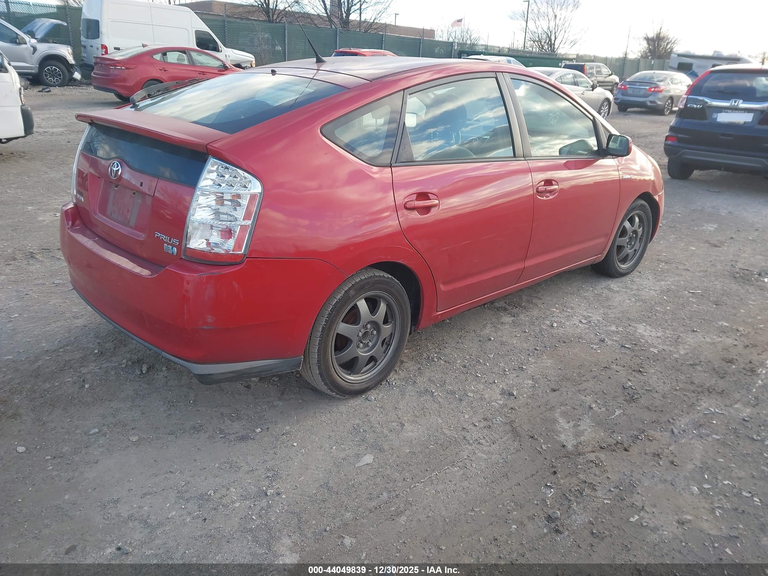 TOYOTA PRIUS image 4
