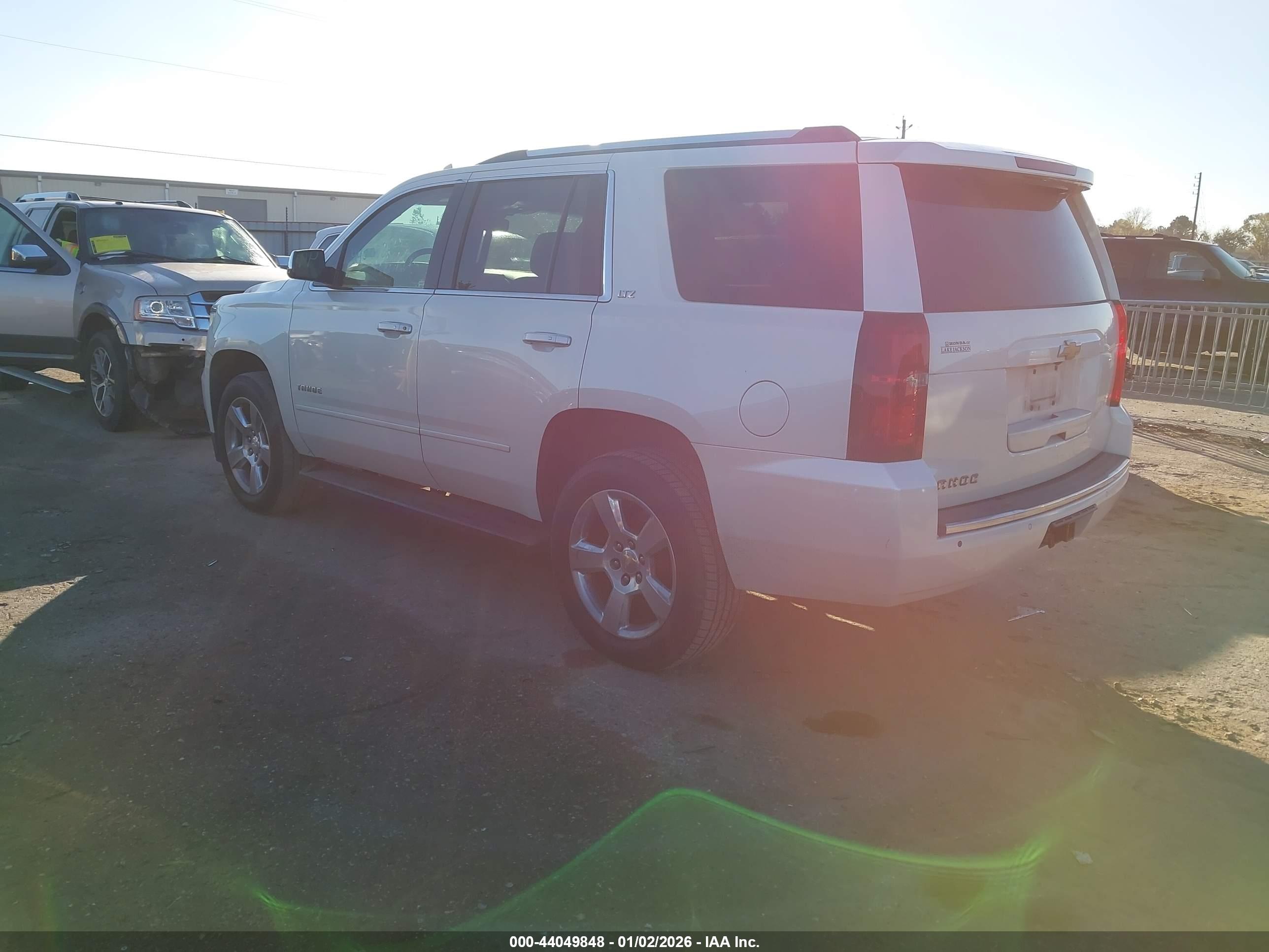 CHEVROLET TAHOE image 3