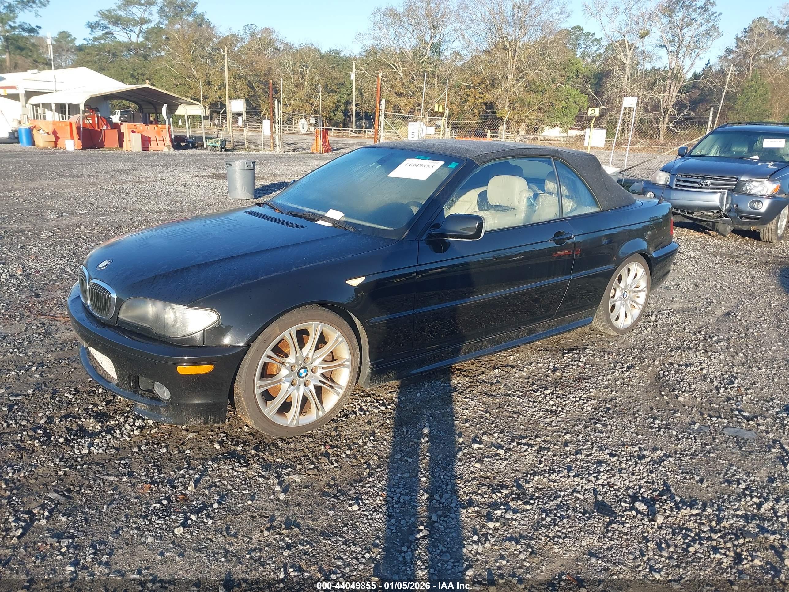 BMW 330CI image 2