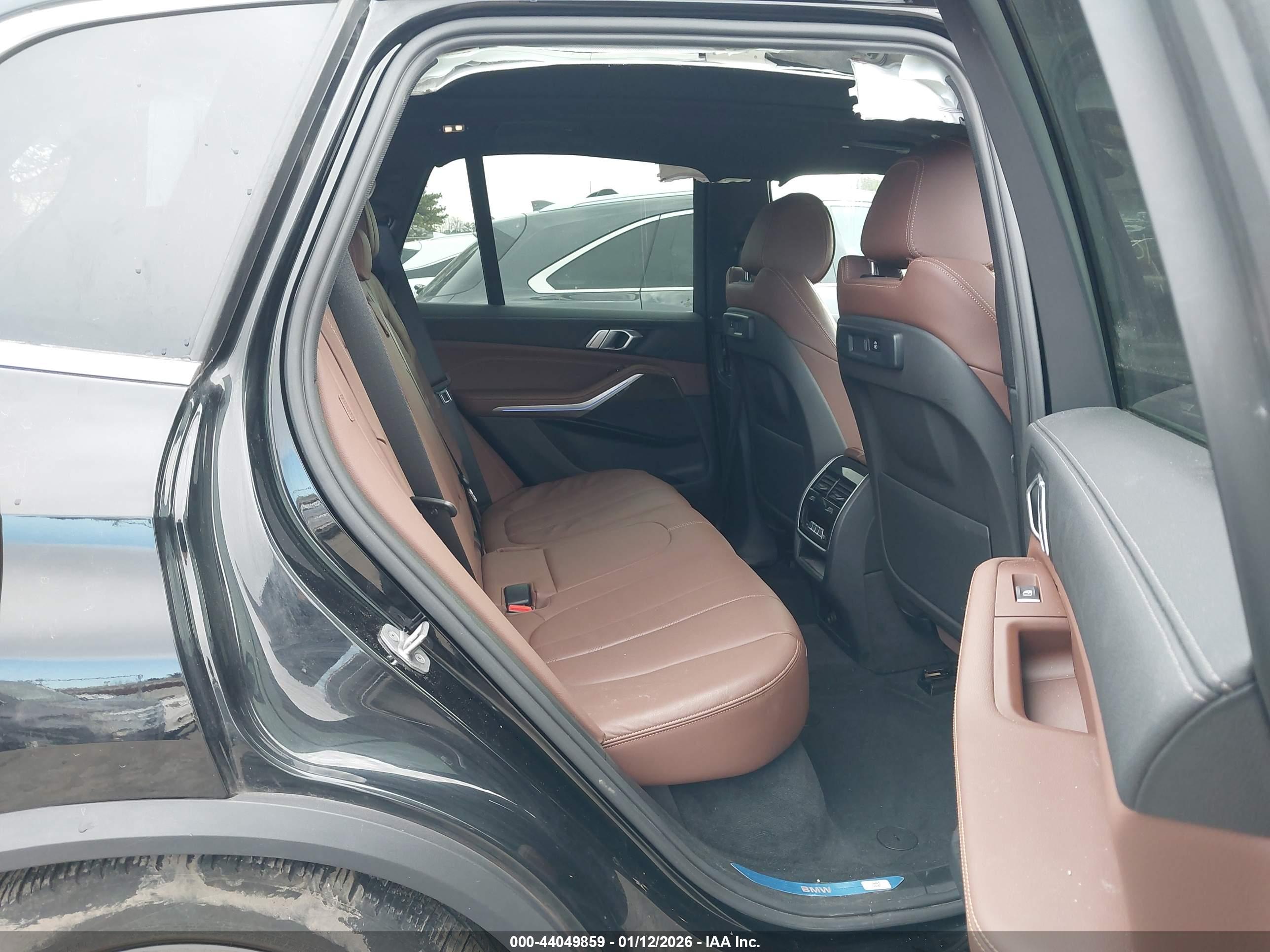 BMW X5 image 8
