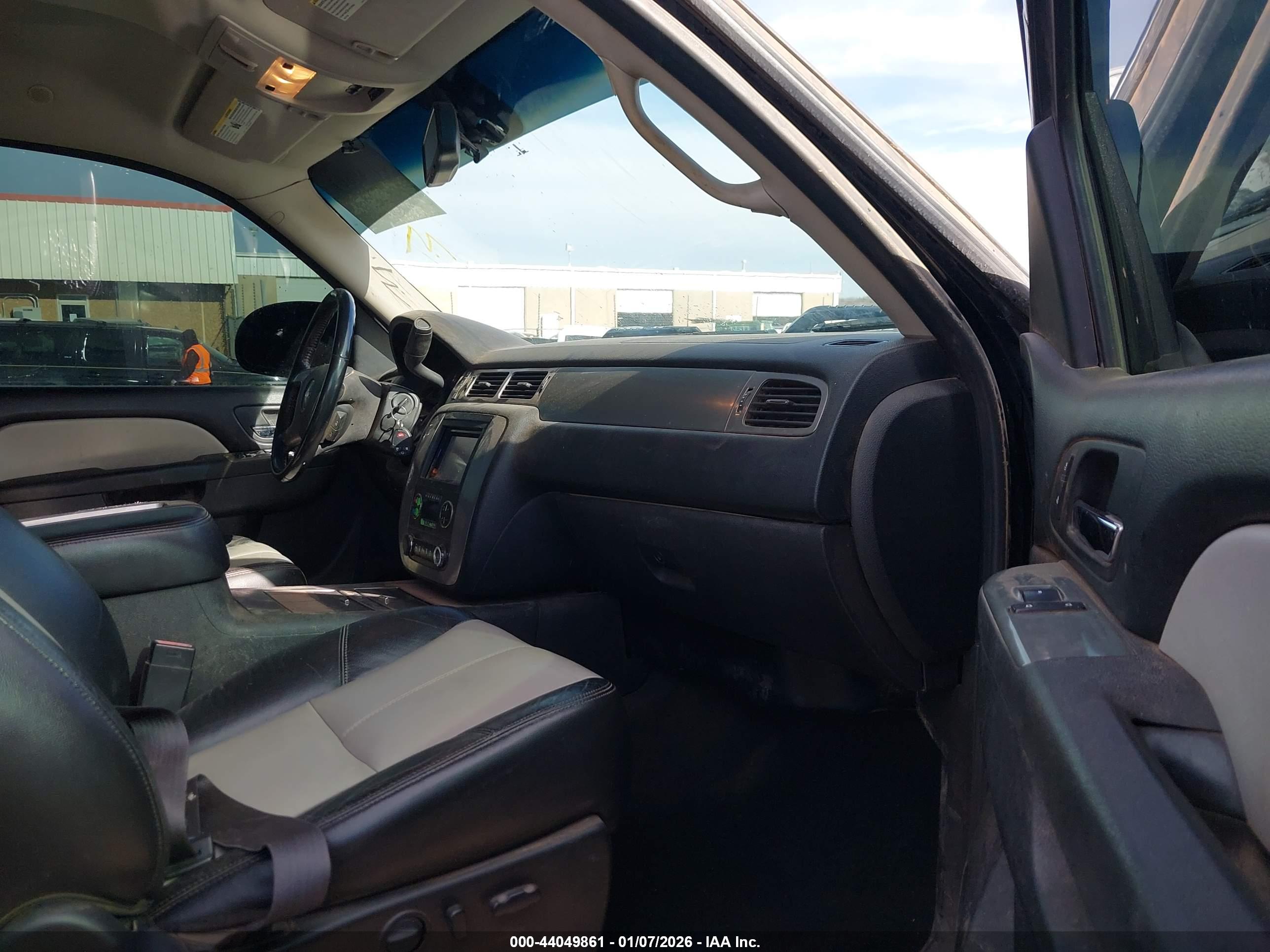 GMC SIERRA image 5