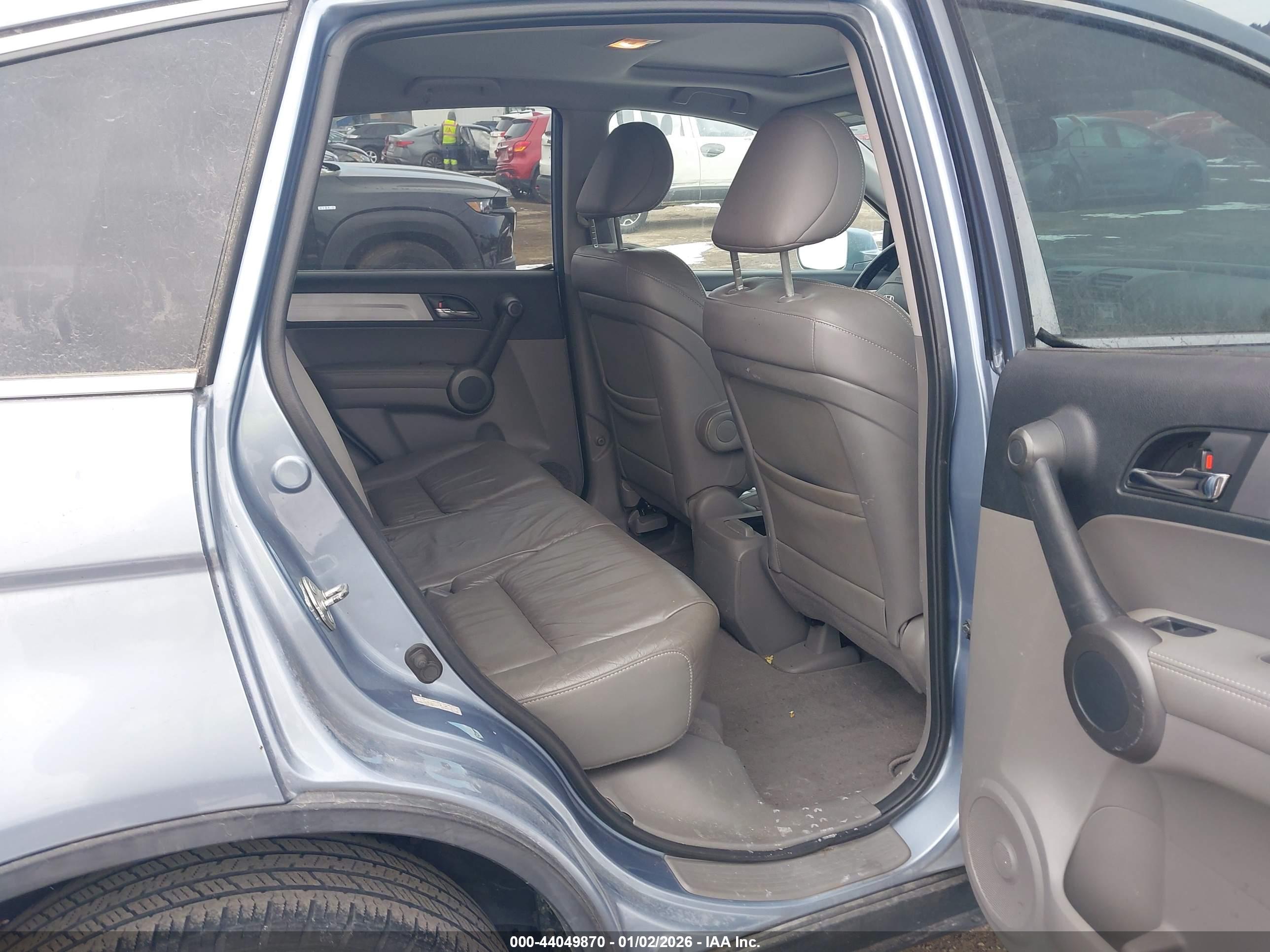 HONDA CR-V image 8