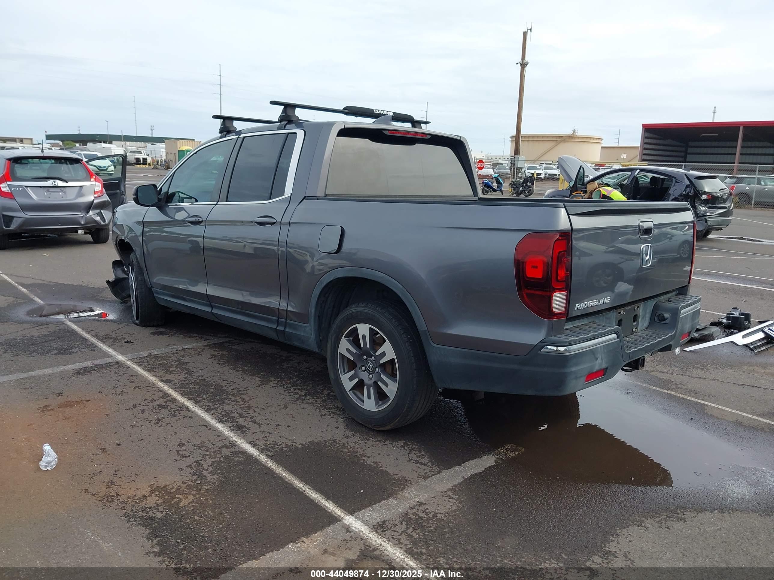 HONDA RIDGELINE image 3