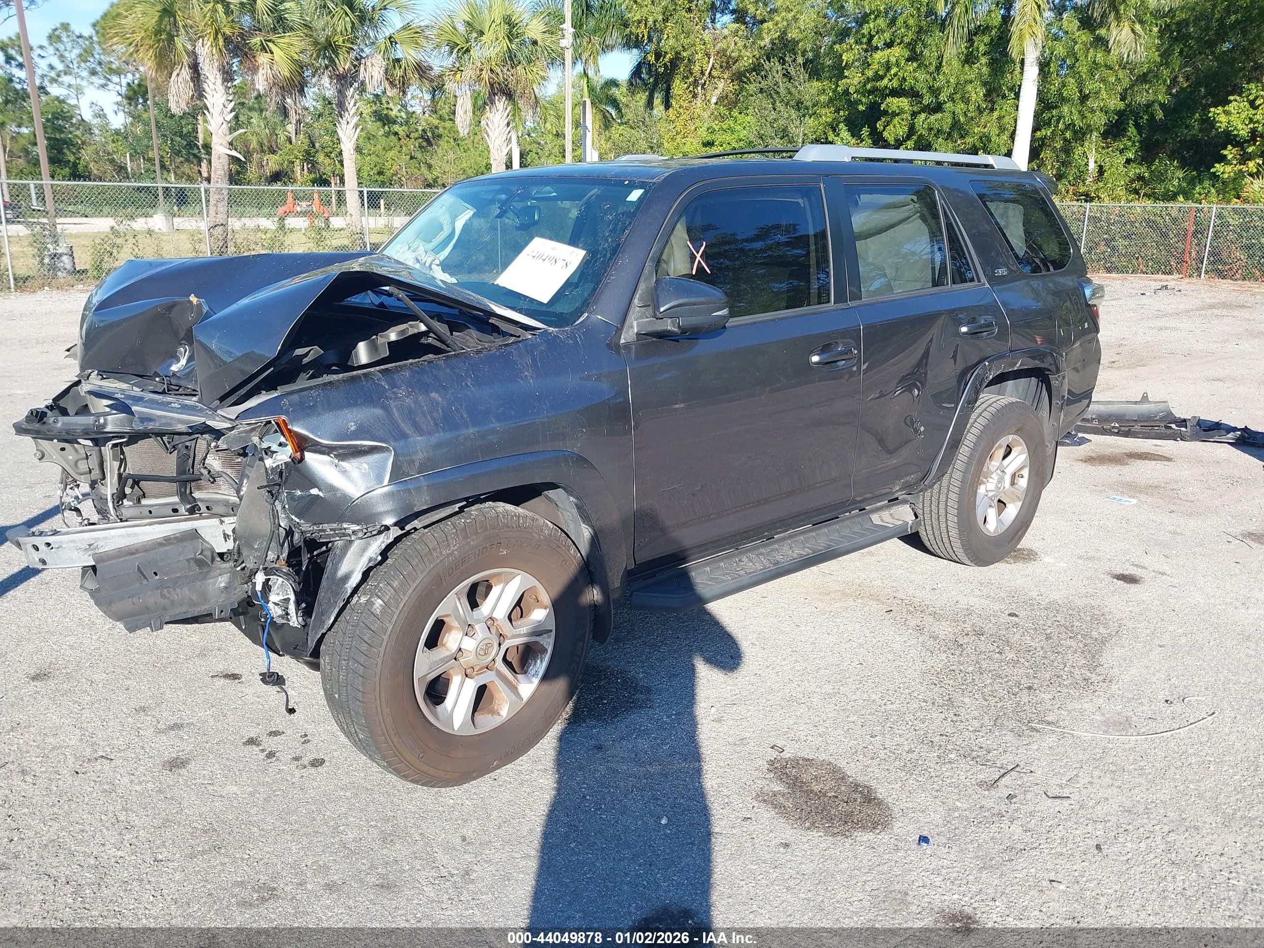 TOYOTA 4RUNNER image 2