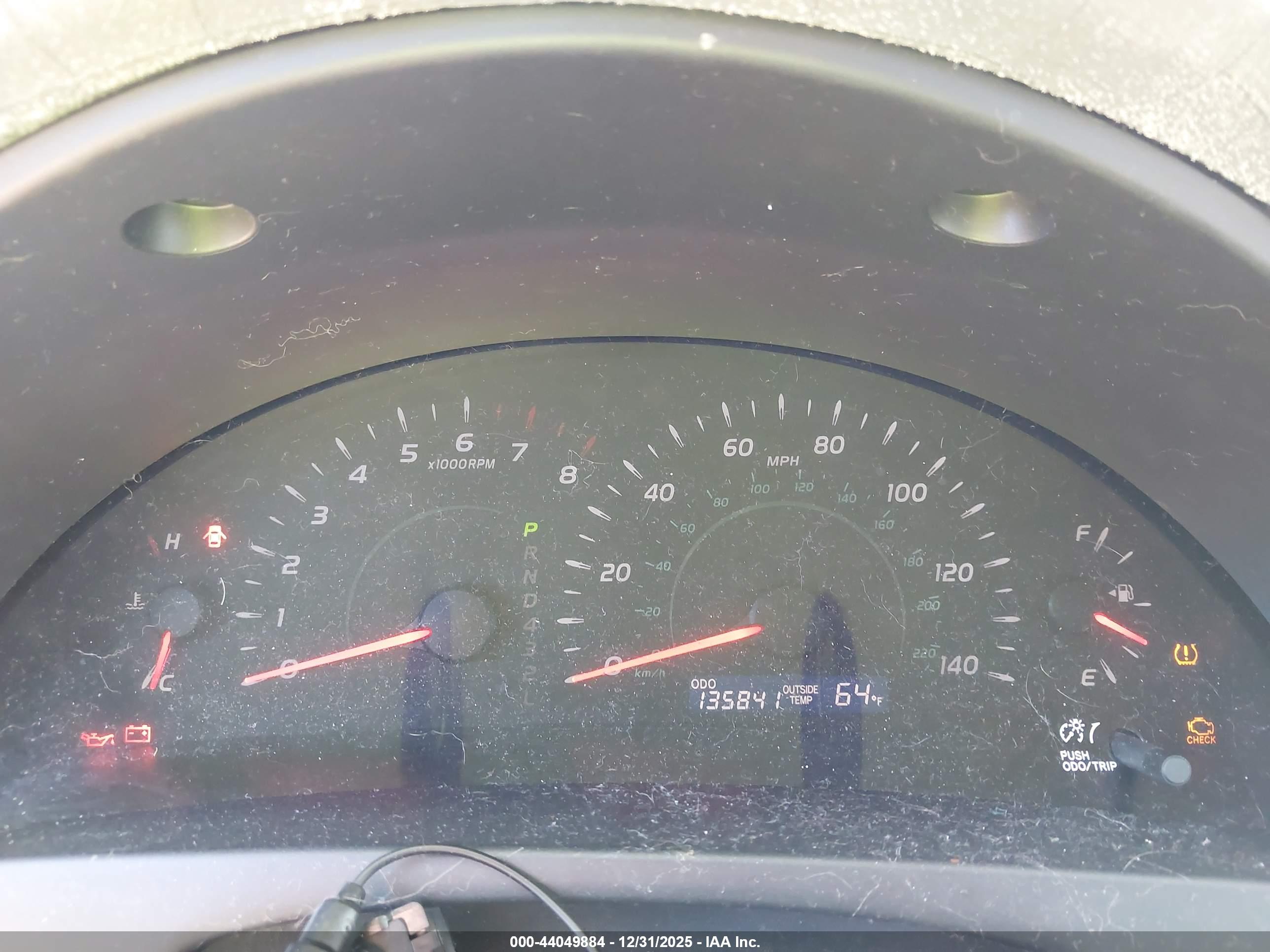 TOYOTA CAMRY image 7