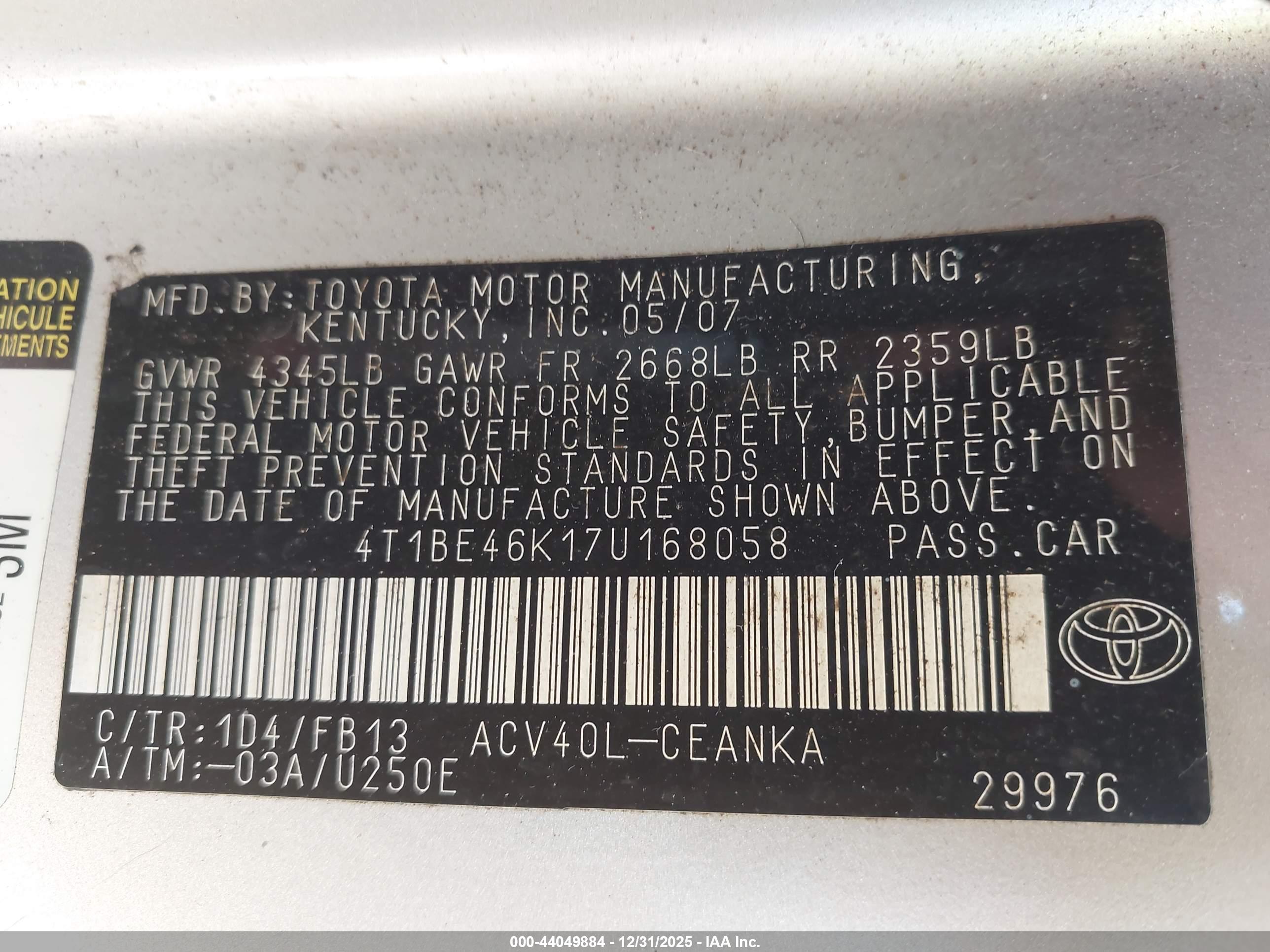 TOYOTA CAMRY image 9