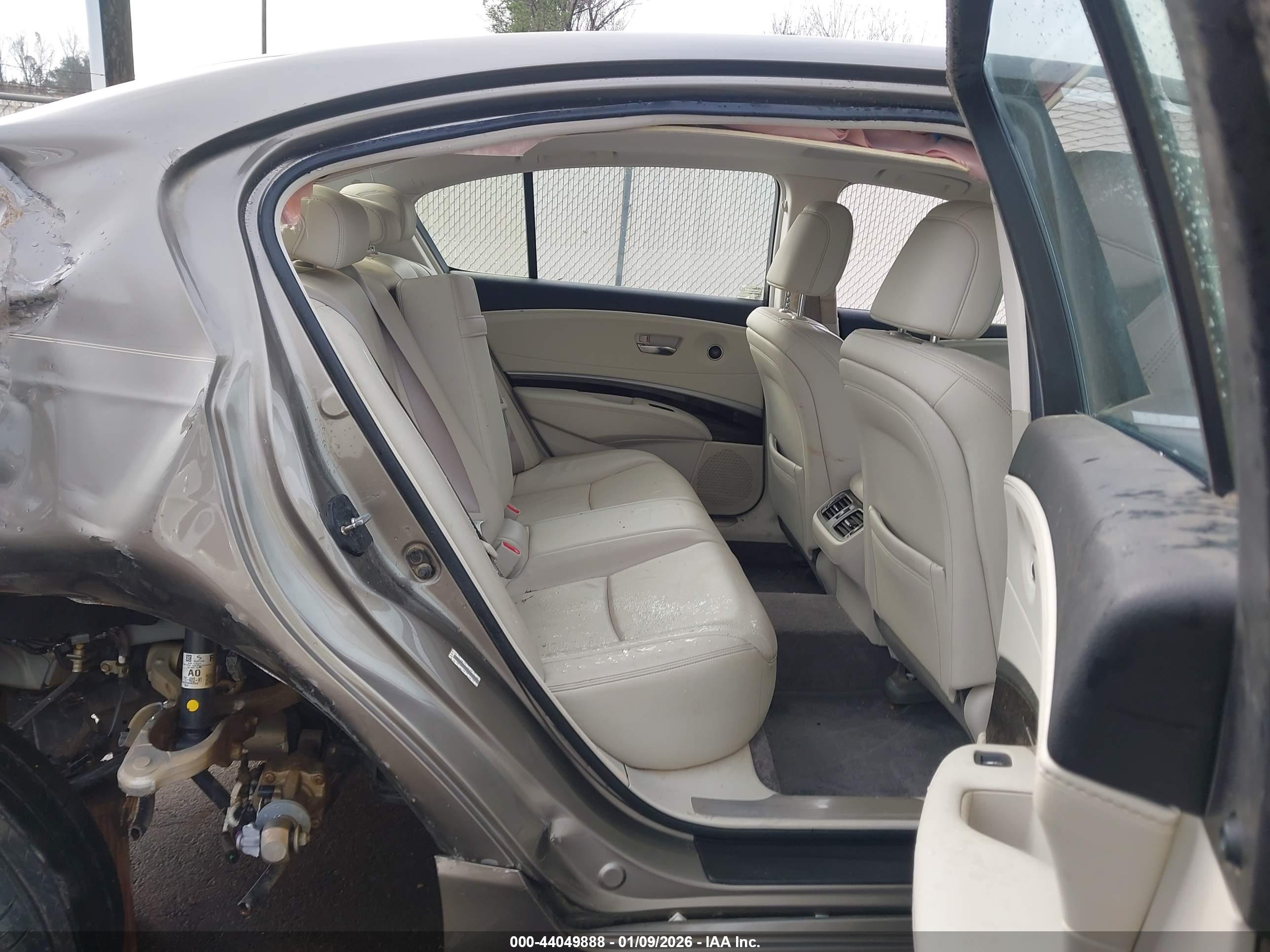 ACURA RLX image 8