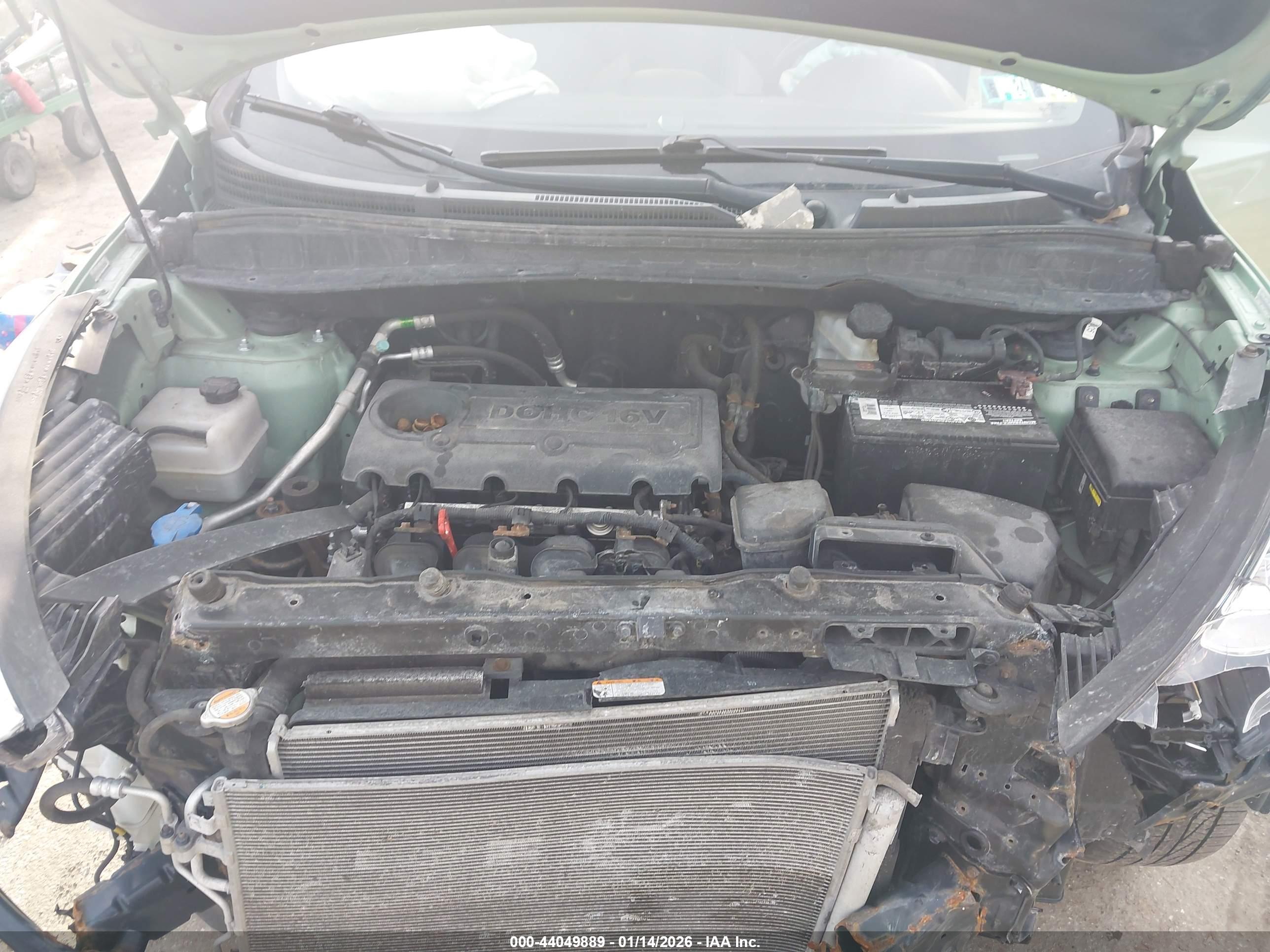 HYUNDAI TUCSON image 10