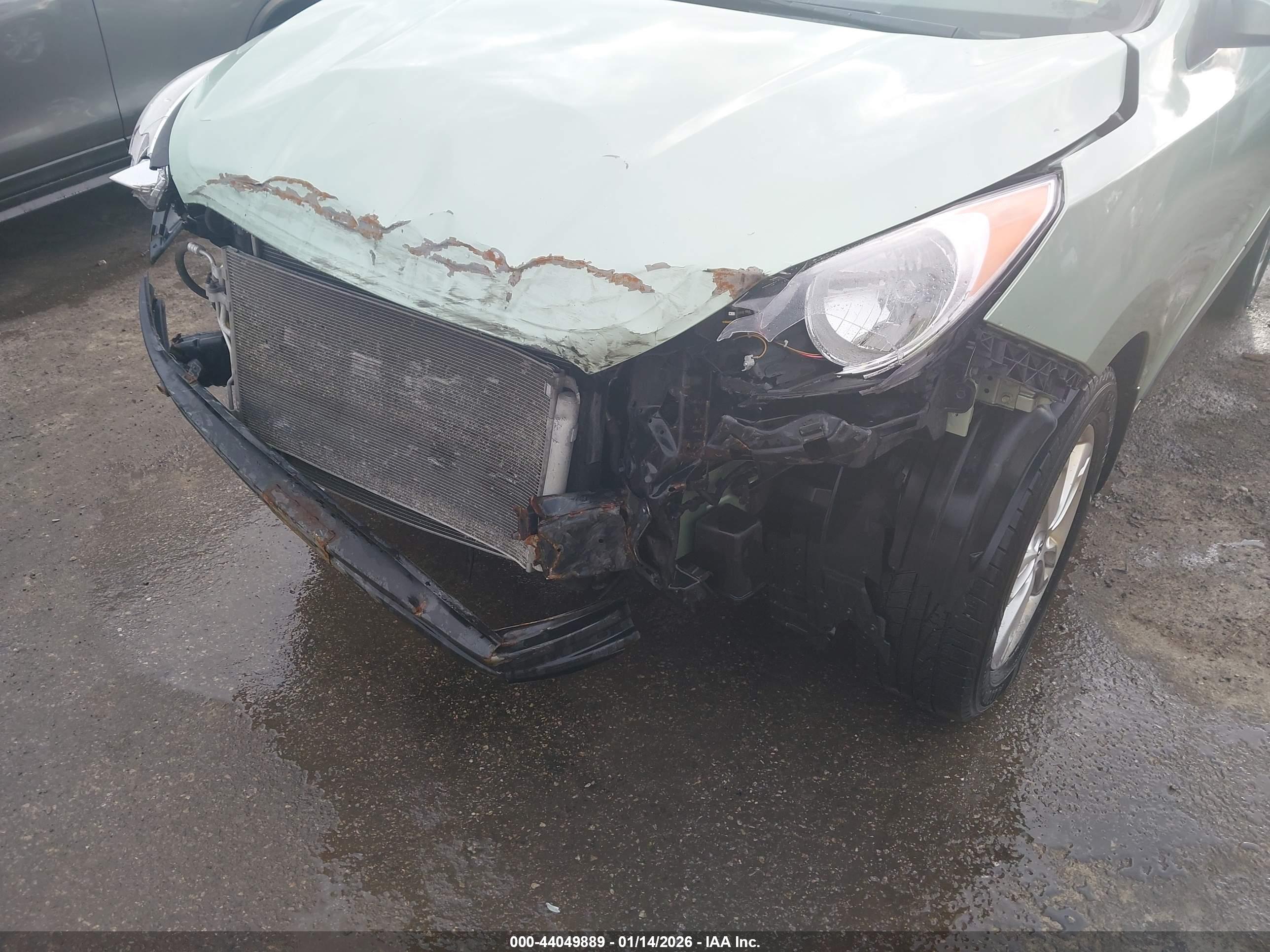 HYUNDAI TUCSON image 6