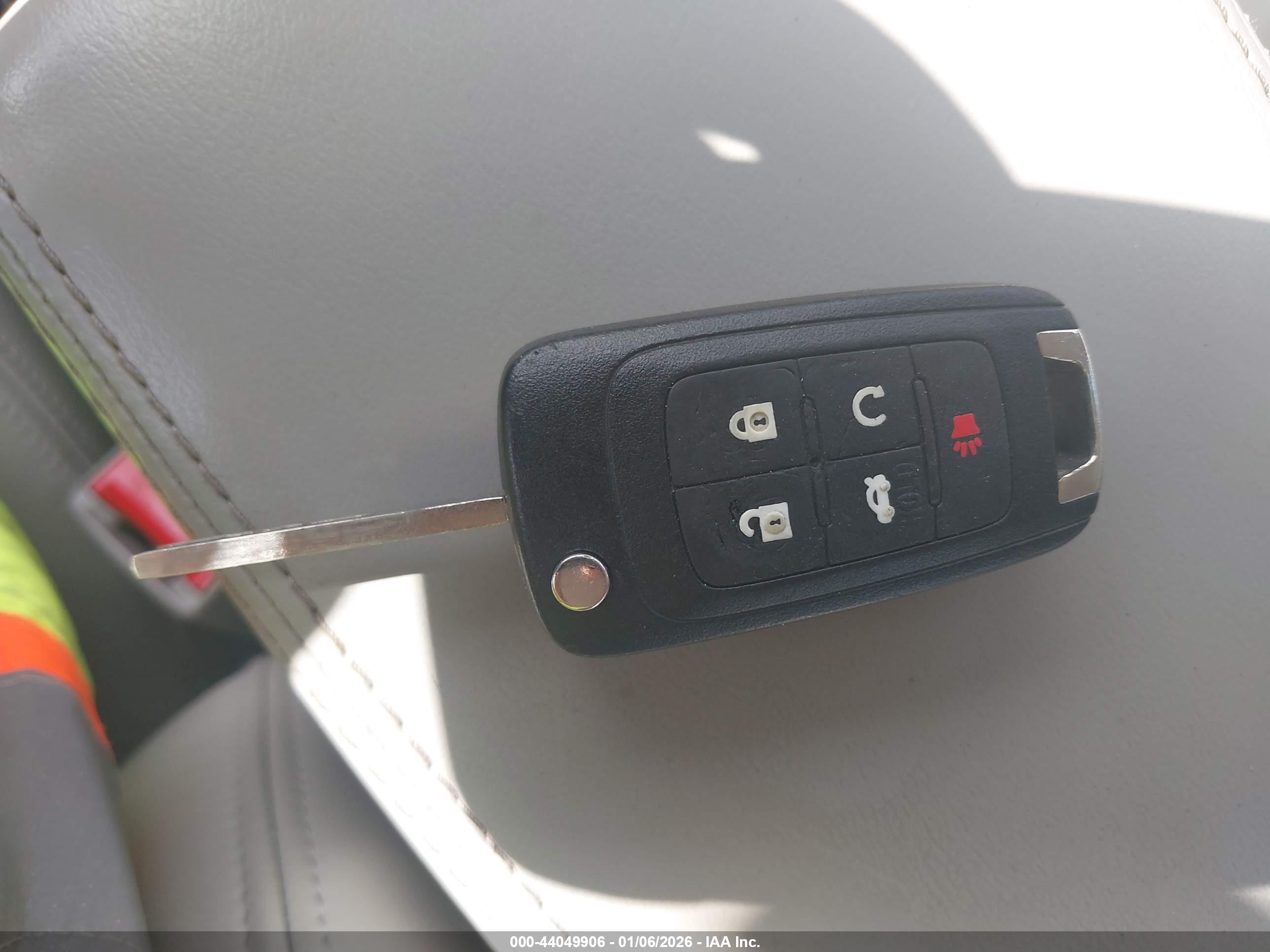 BUICK LACROSSE image 11