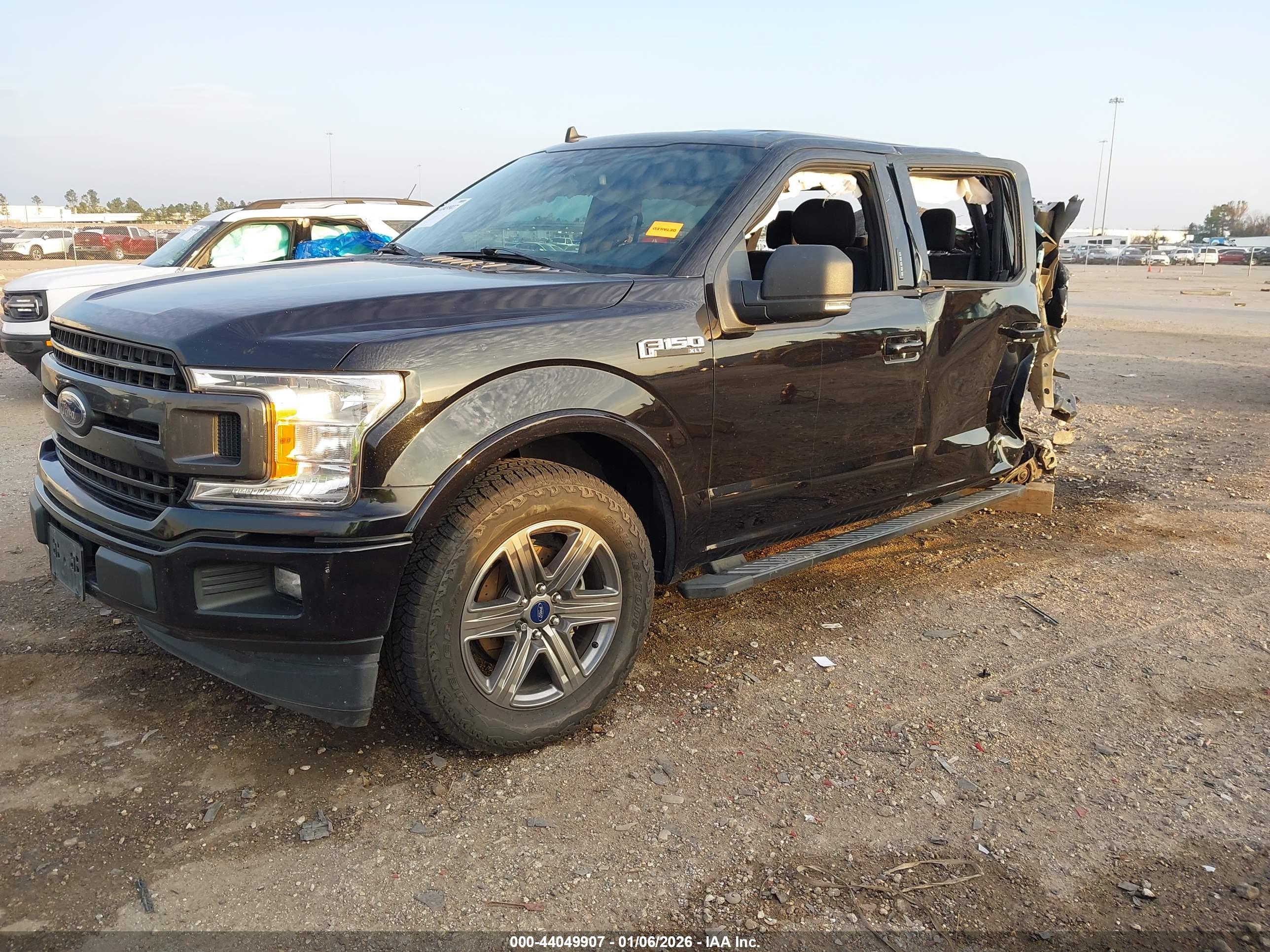 FORD F-150 image 2